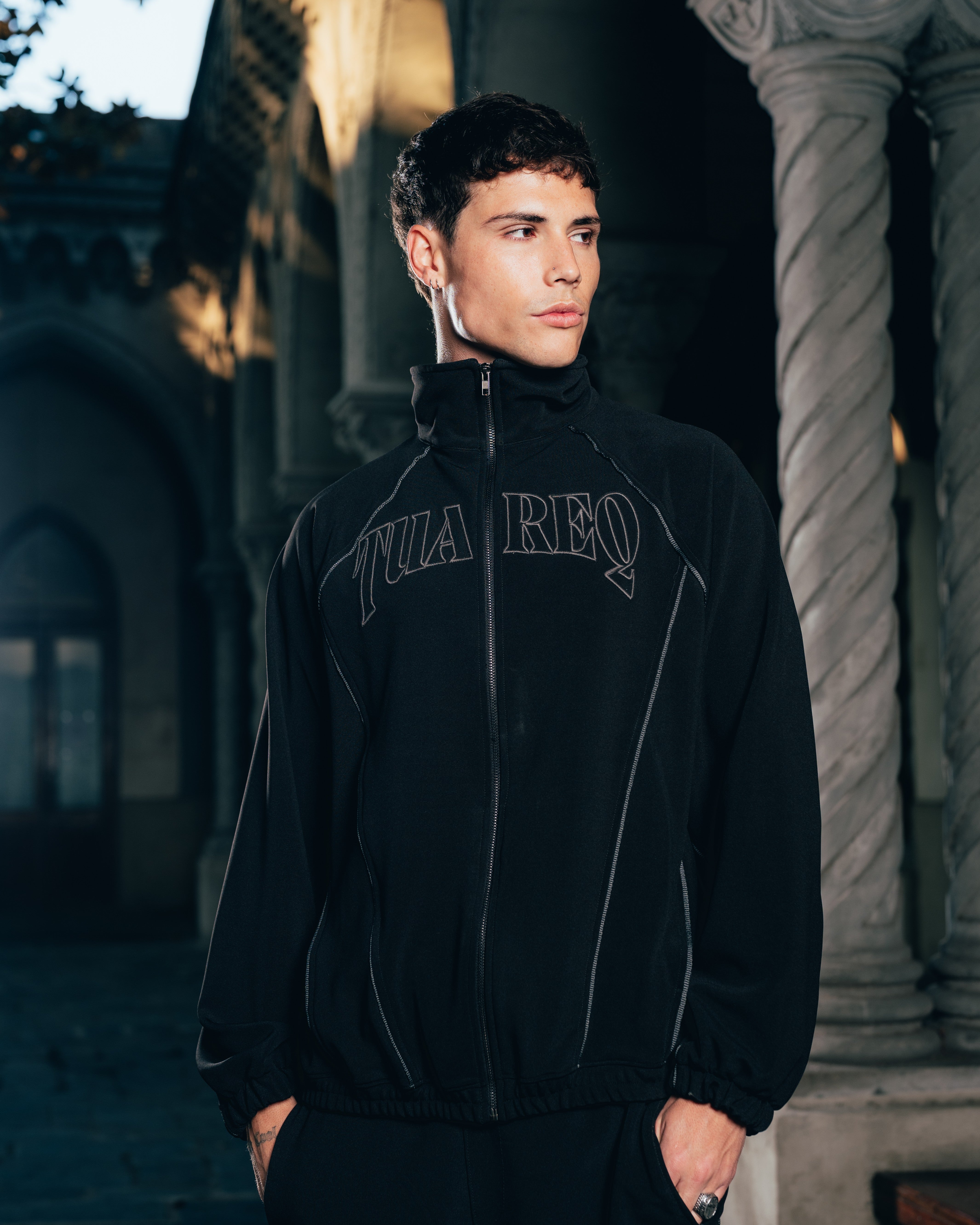 CONJUNTO DEPORTIVO [ WARRIOR ] BLACK