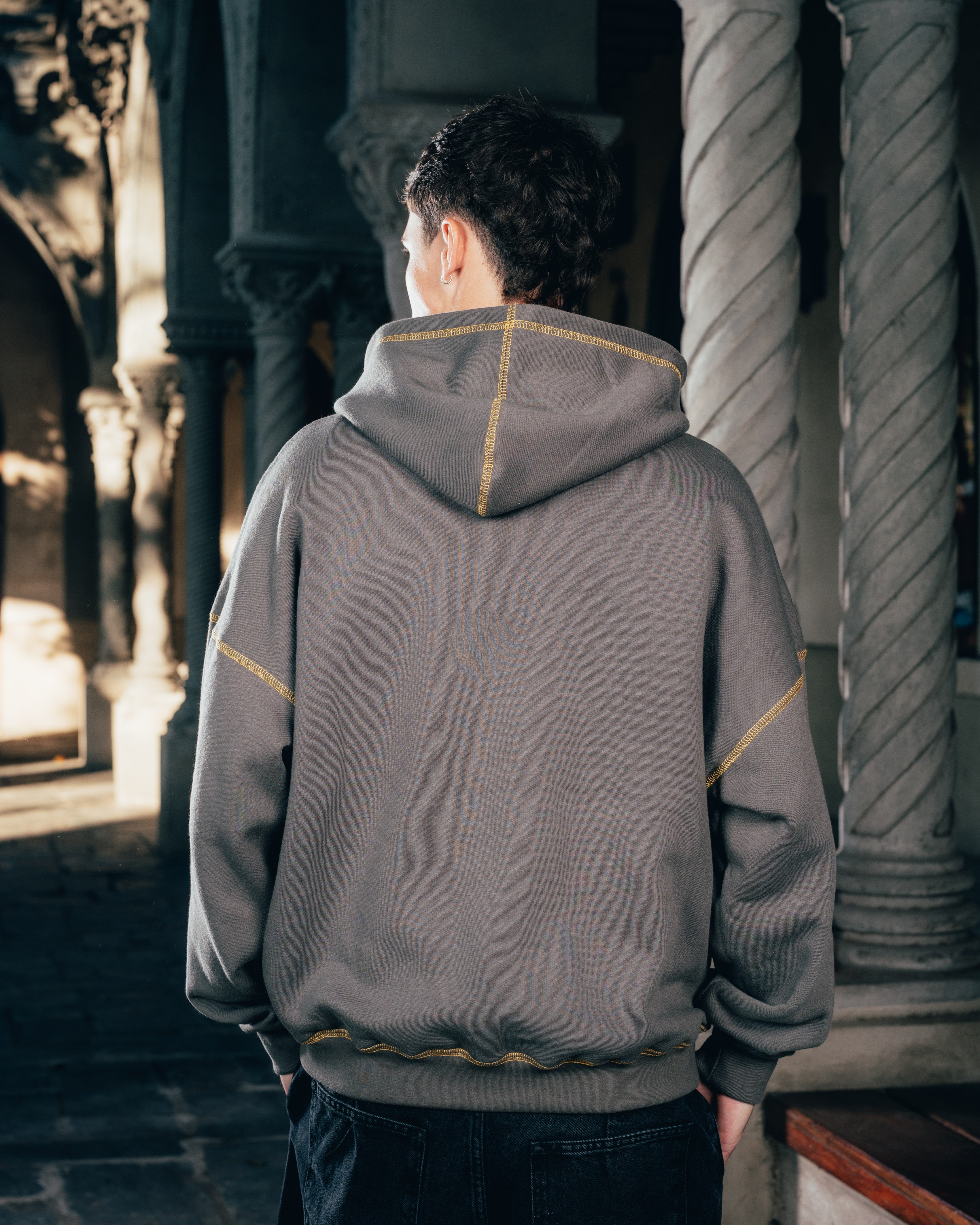 HOODIE [ WARRIOR ] COSTURA CARBON GREY