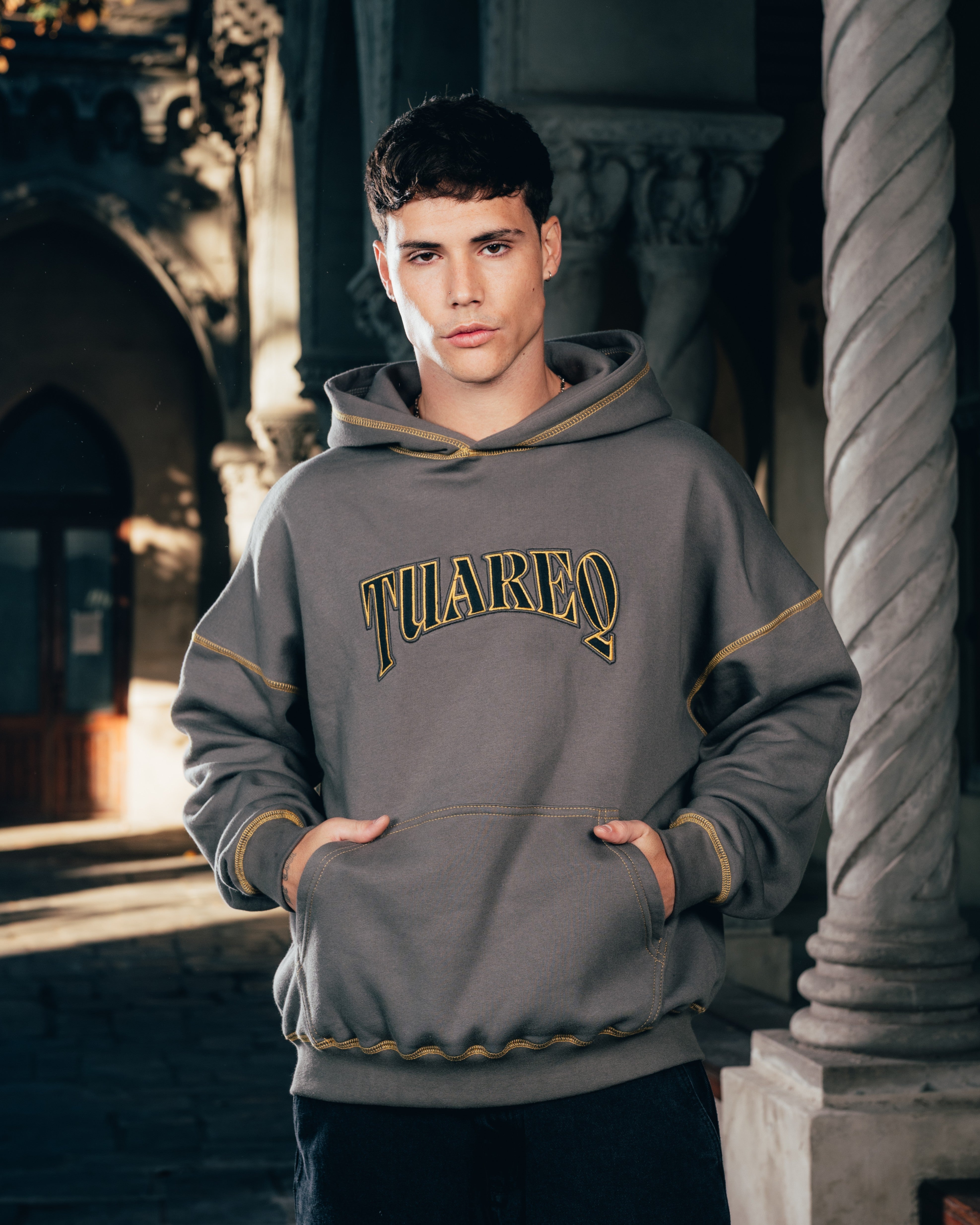 HOODIE [ WARRIOR ] COSTURA CARBON GREY