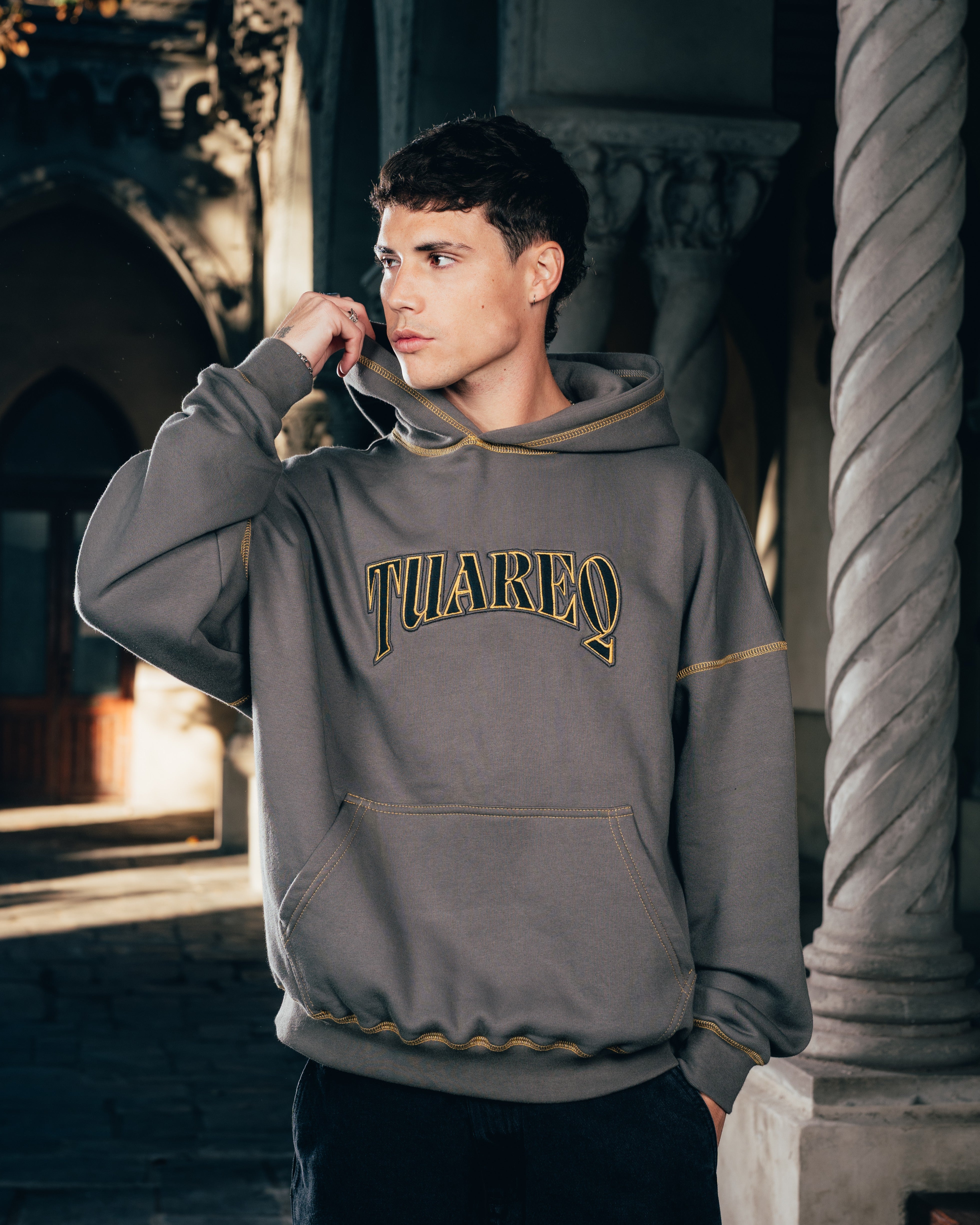 HOODIE [ WARRIOR ] COSTURA CARBON GREY