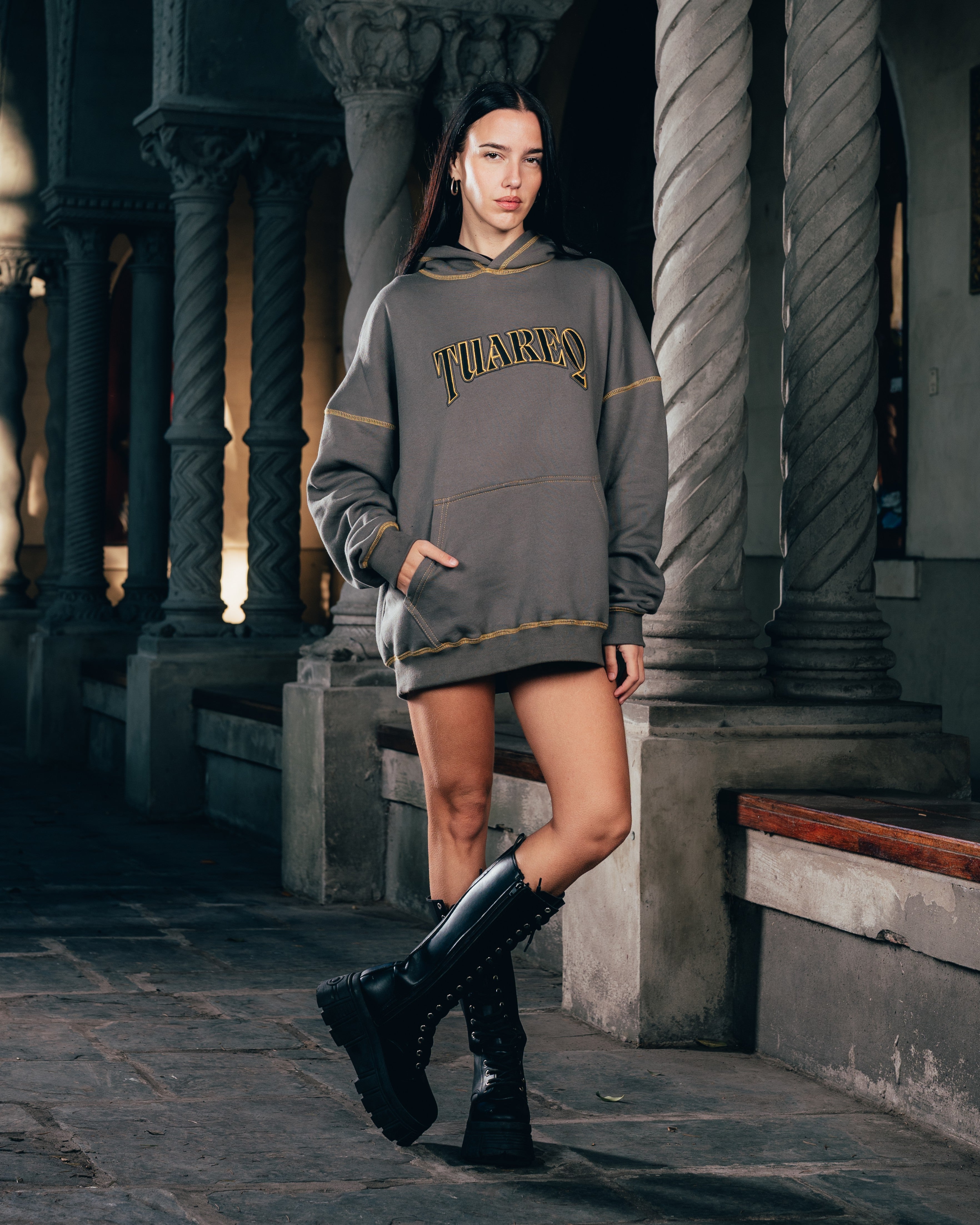 HOODIE [ WARRIOR ] COSTURA CARBON GREY