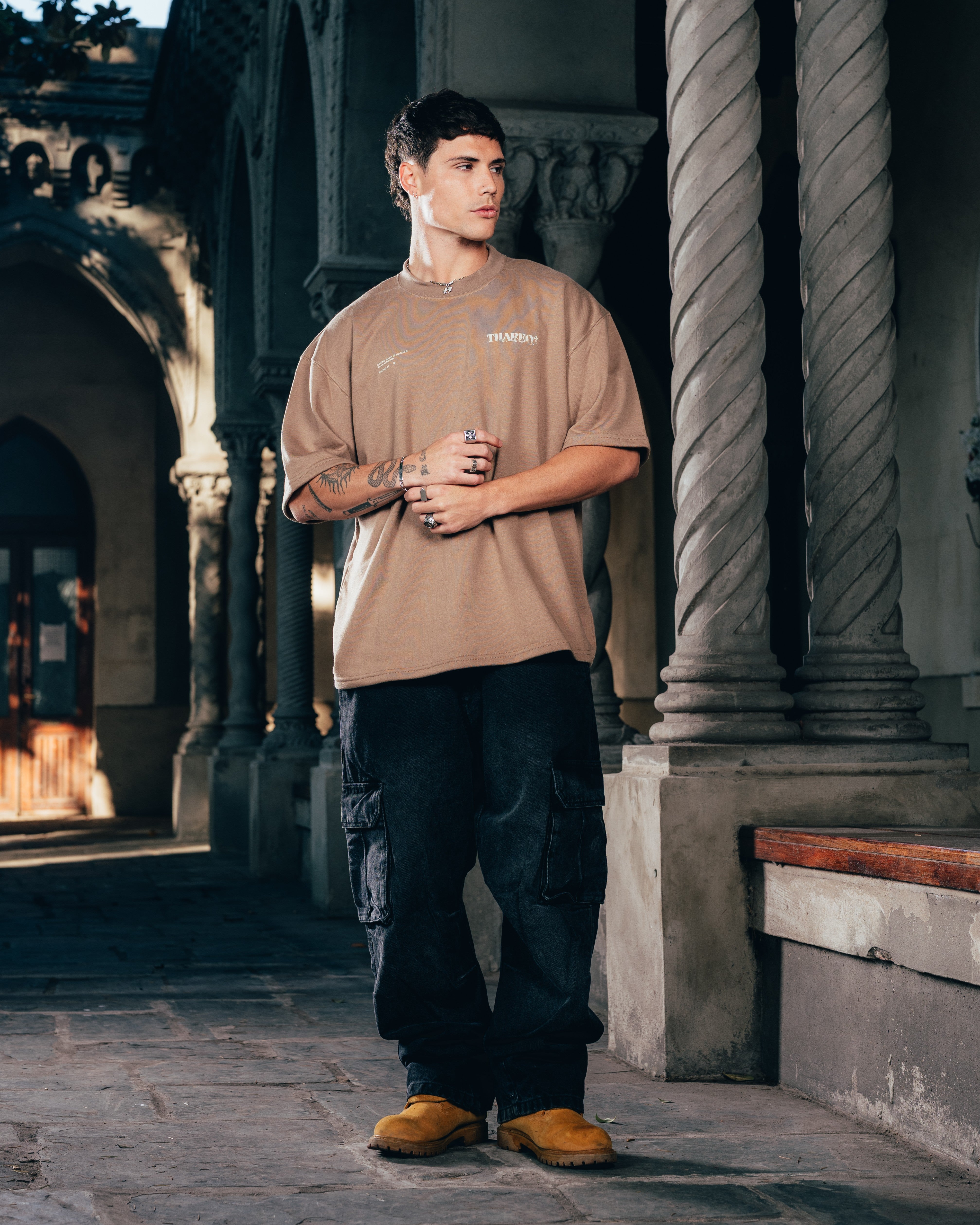 REMERA OVERSIZED [ WARRIOR ] CROWN BROWN