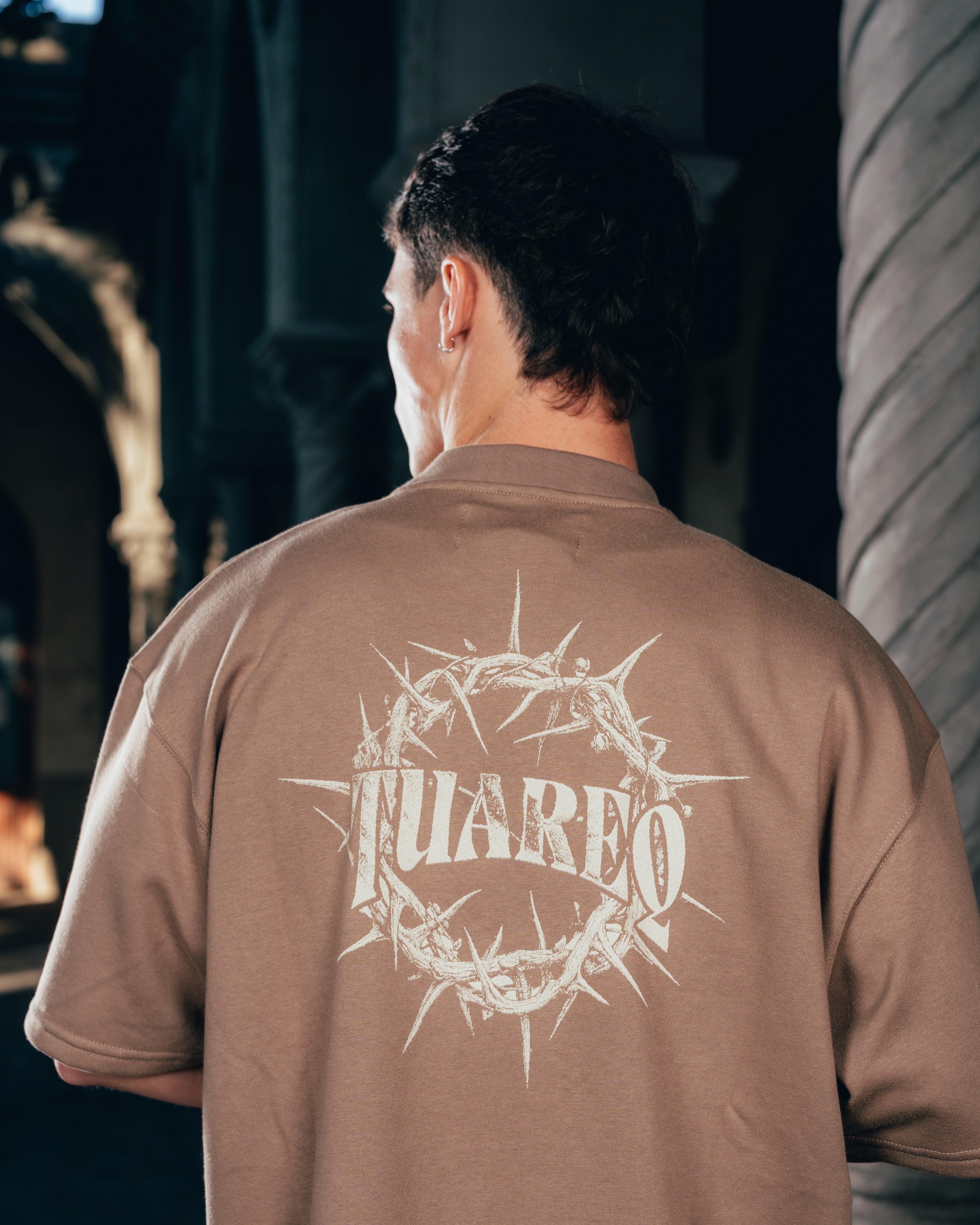 REMERA OVERSIZED [ WARRIOR ] CROWN BROWN