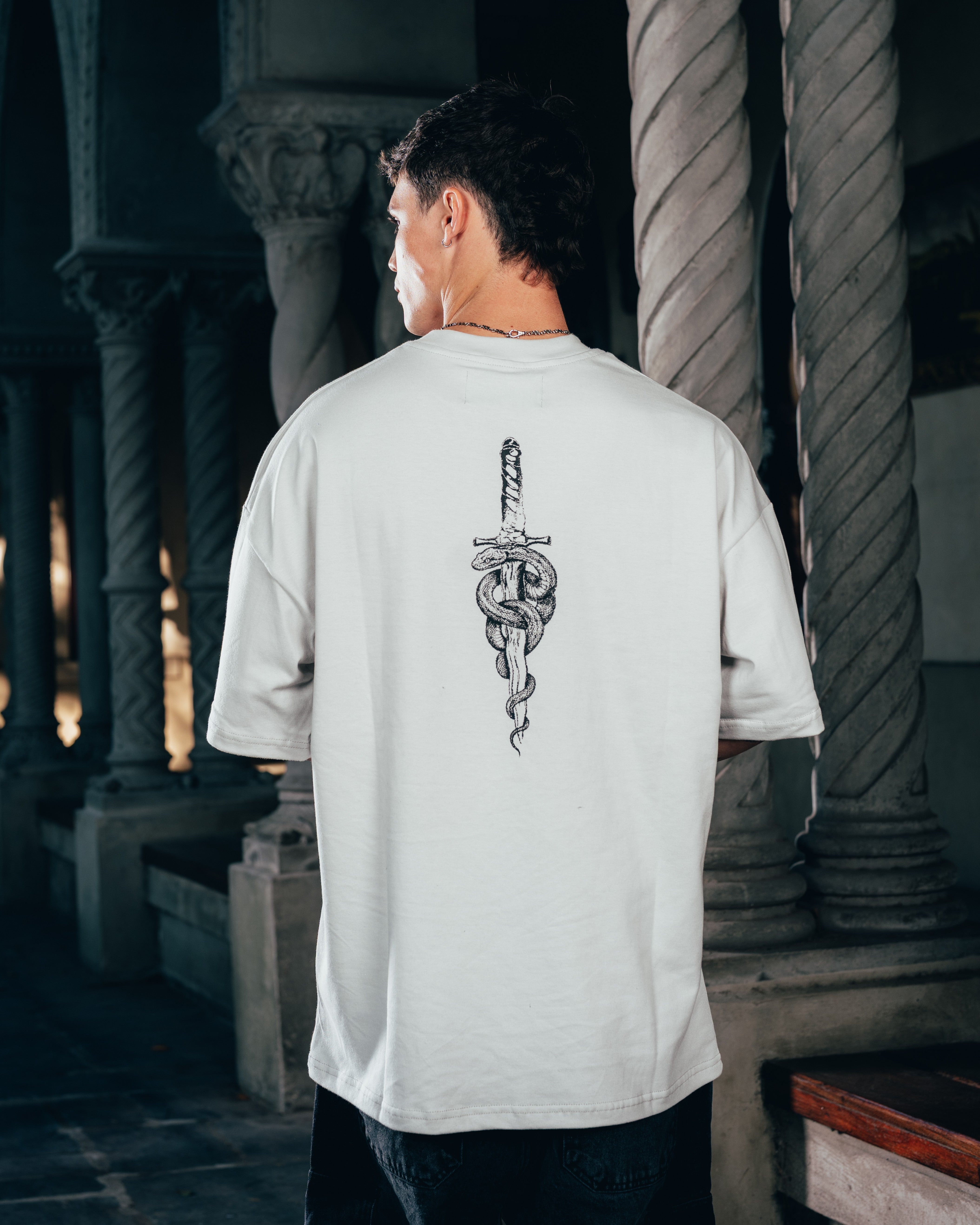 REMERA OVERSIZED [ WARRIOR ] SNAKE GREY