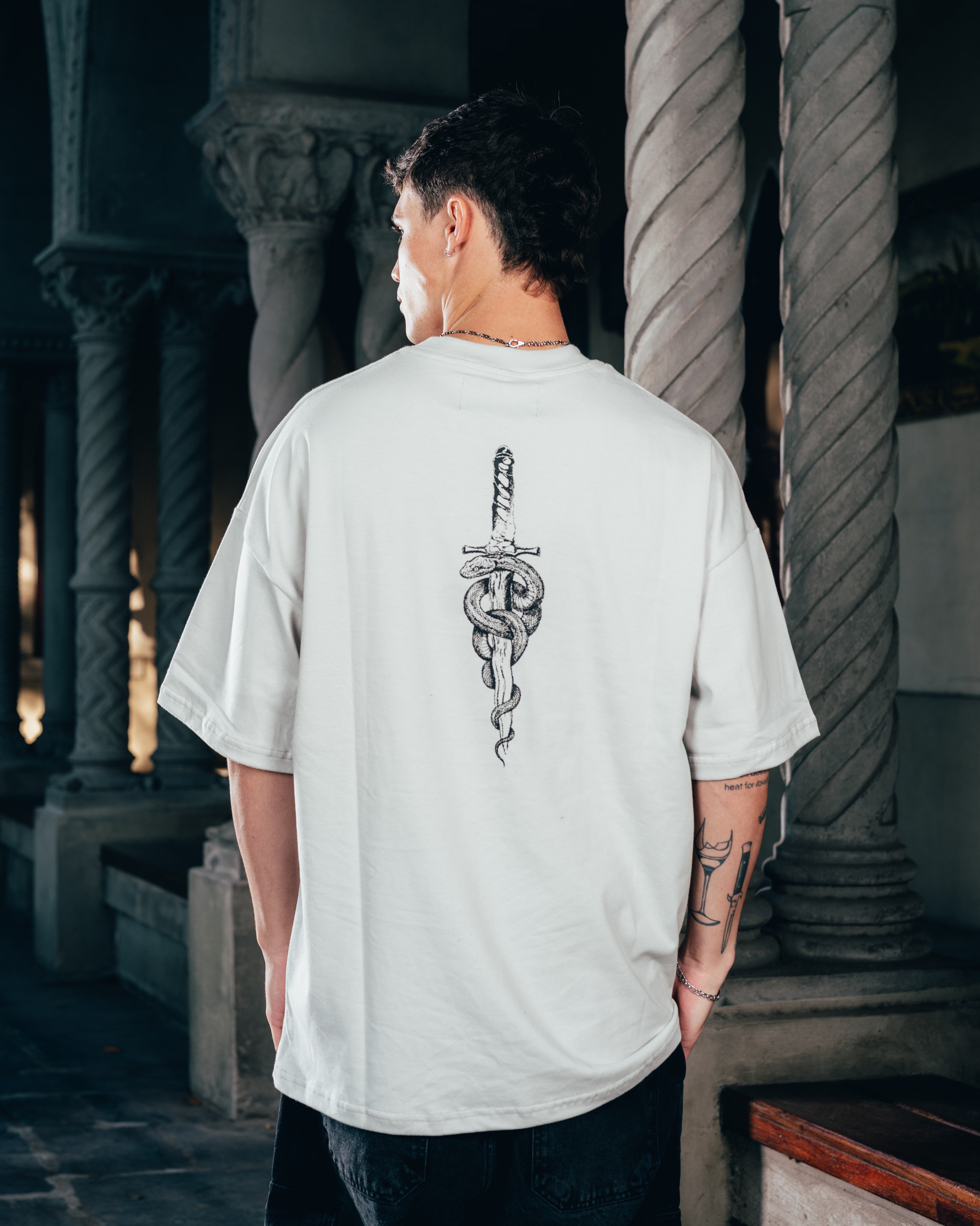 REMERA OVERSIZED [ WARRIOR ] SNAKE GREY