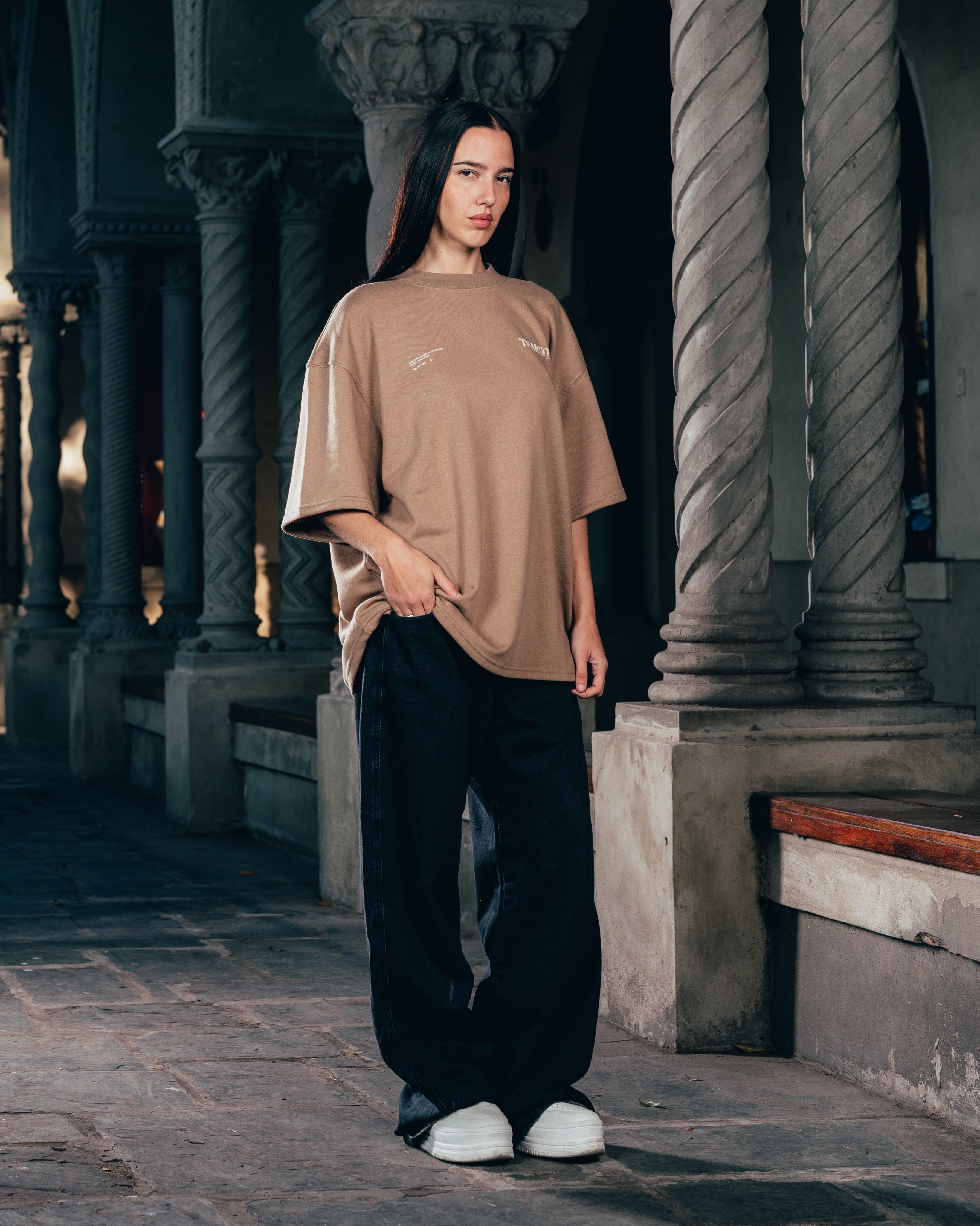 REMERA OVERSIZED [ WARRIOR ] CROWN BROWN