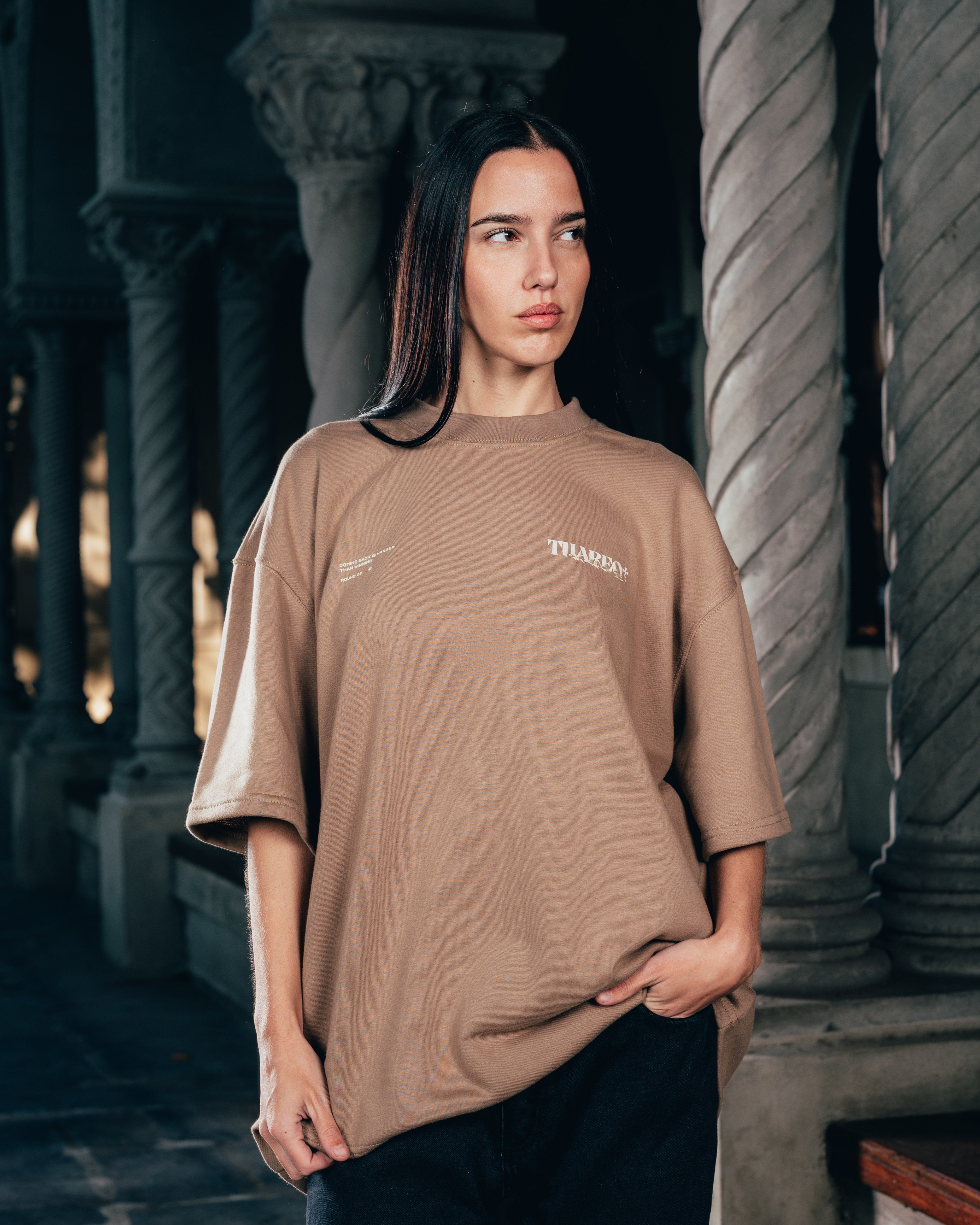 REMERA OVERSIZED [ WARRIOR ] CROWN BROWN