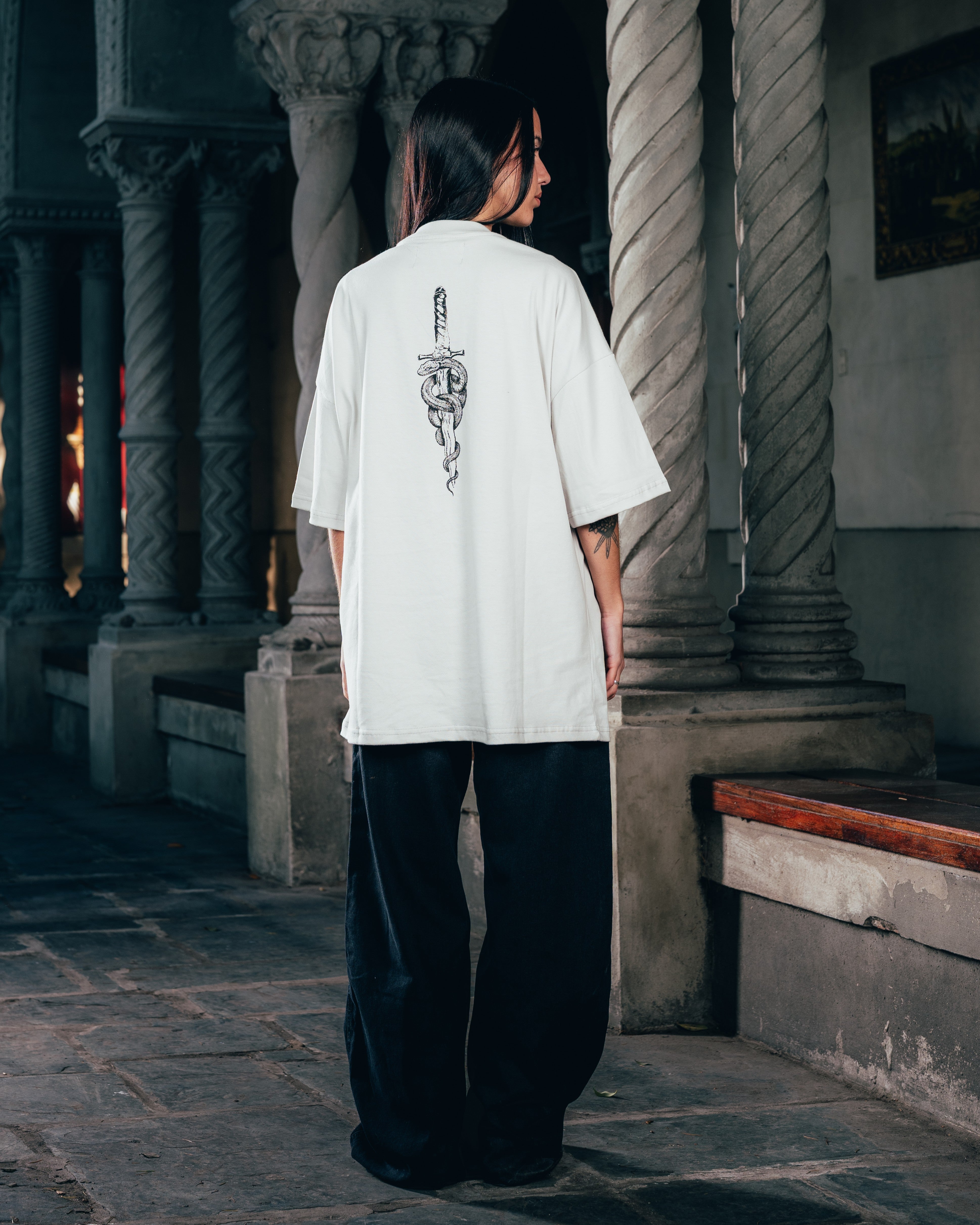 REMERA OVERSIZED [ WARRIOR ] SNAKE GREY