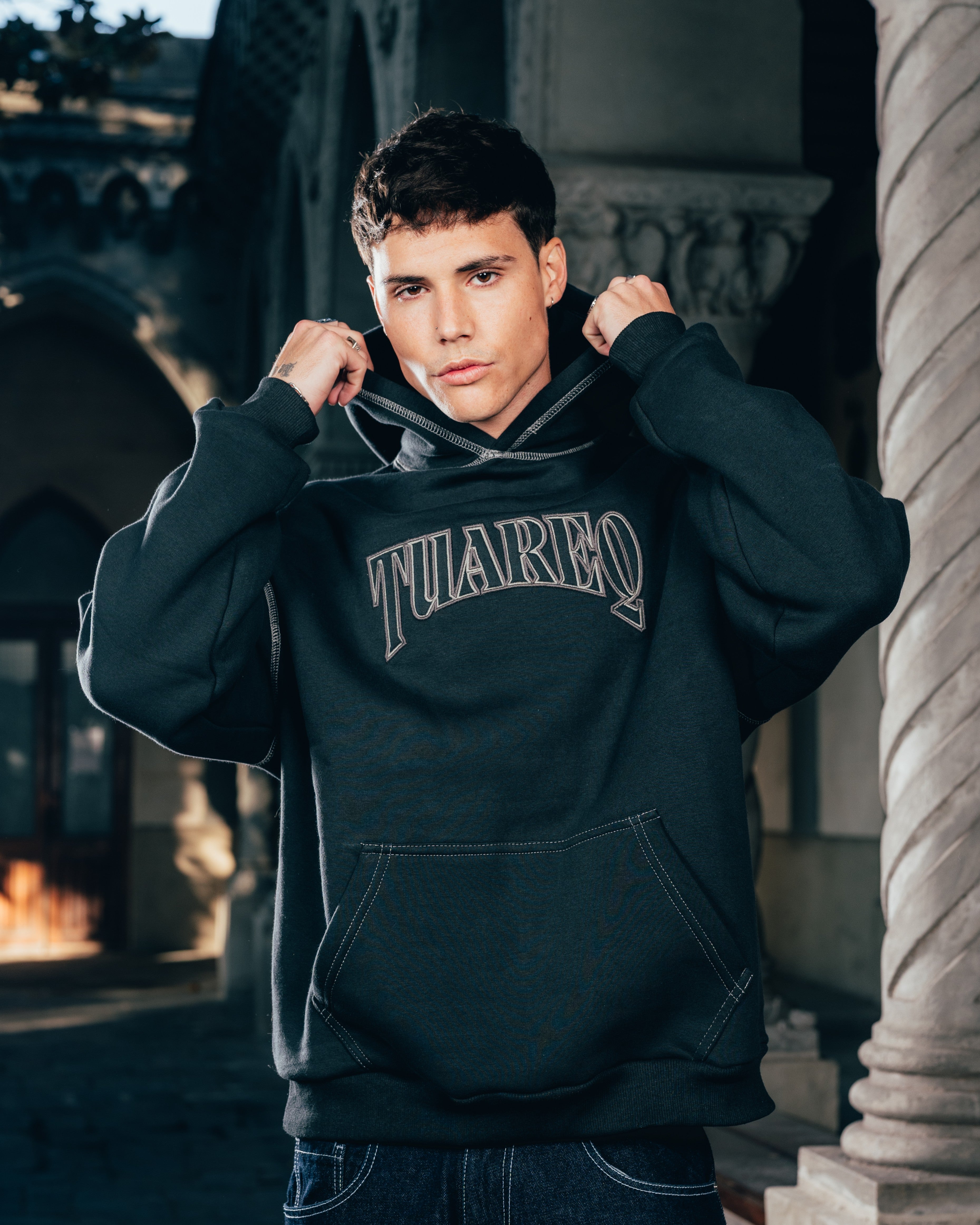 HOODIE [ WARRIOR ] COSTURA BLACK