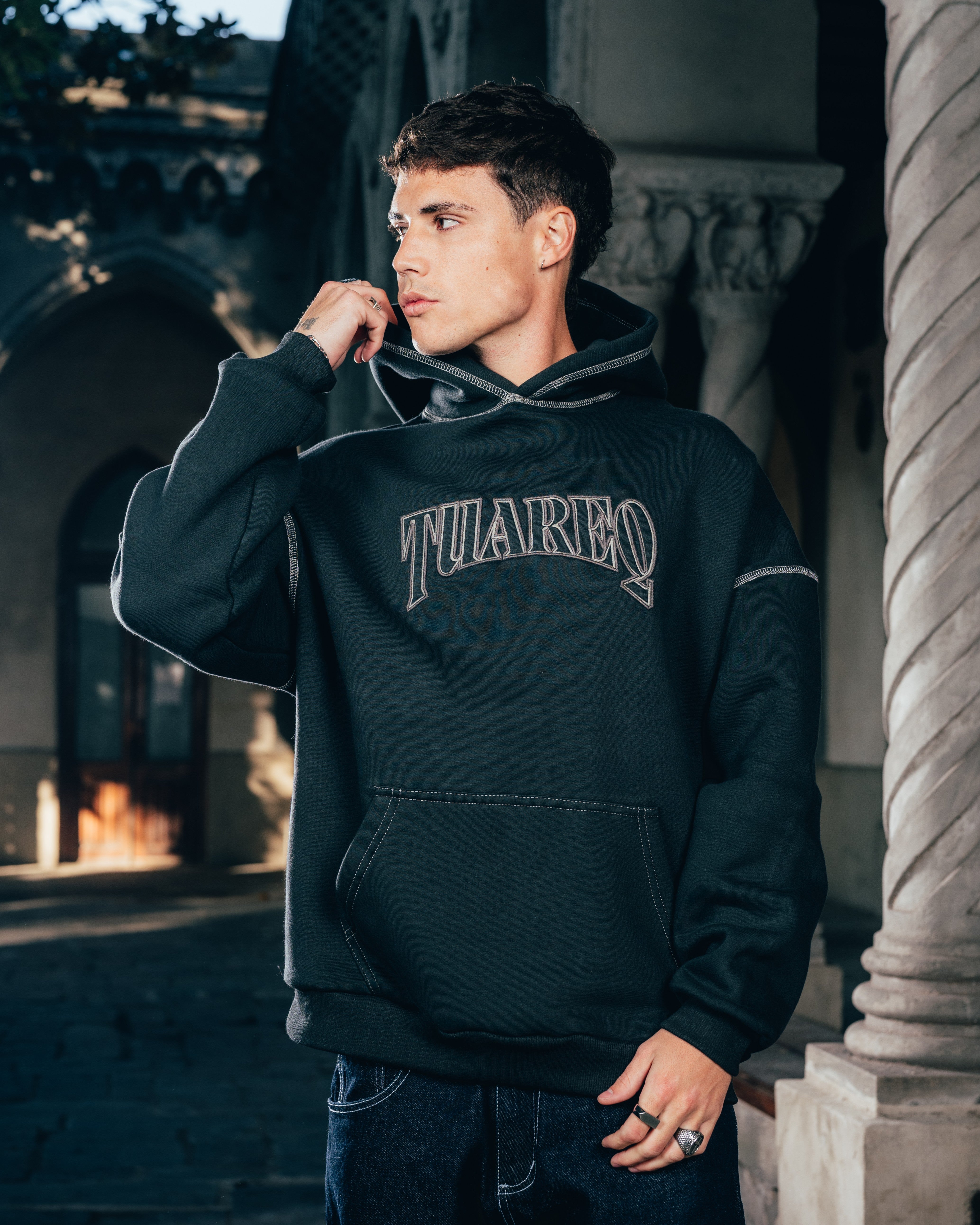 HOODIE [ WARRIOR ] COSTURA BLACK
