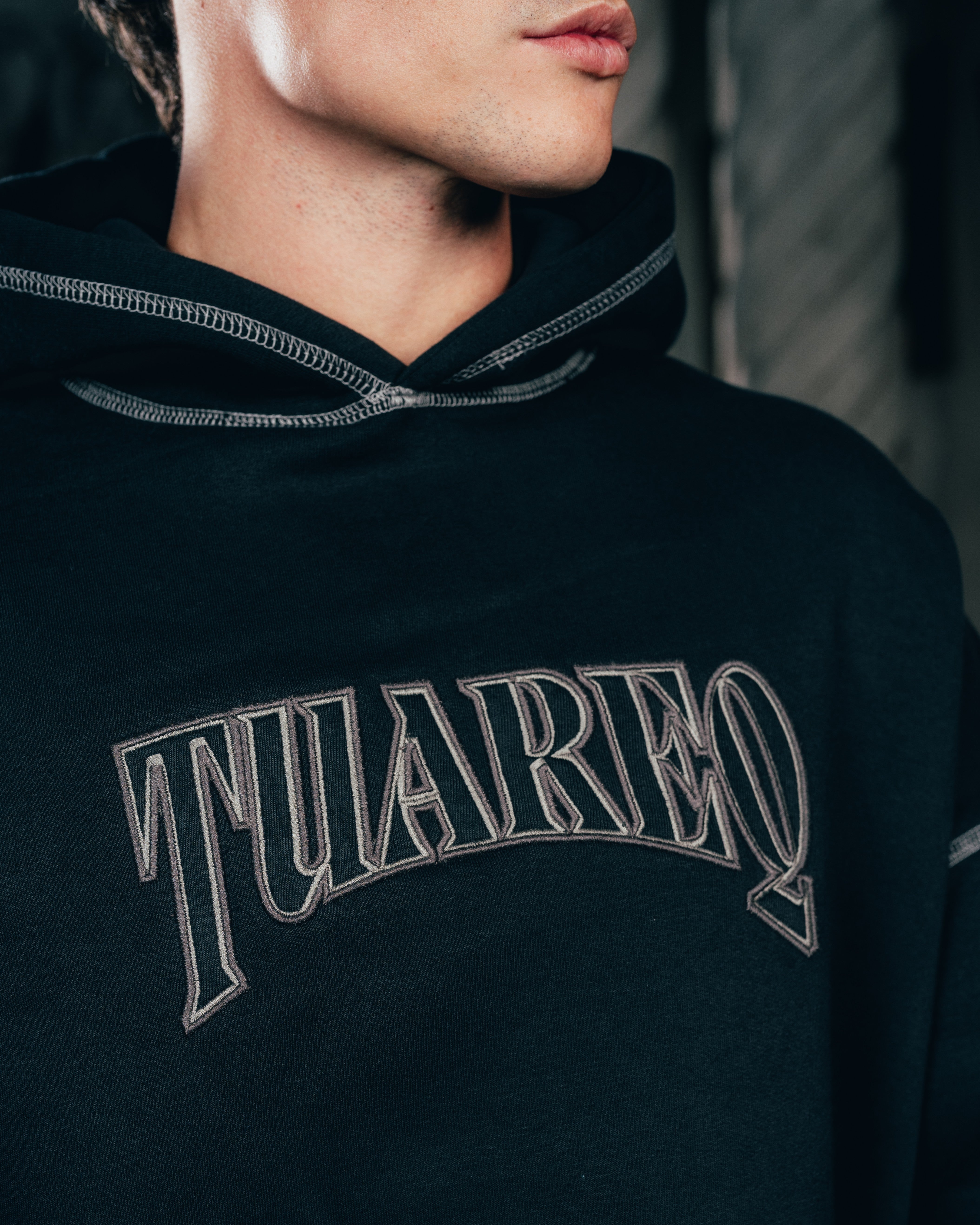 HOODIE [ WARRIOR ] COSTURA BLACK