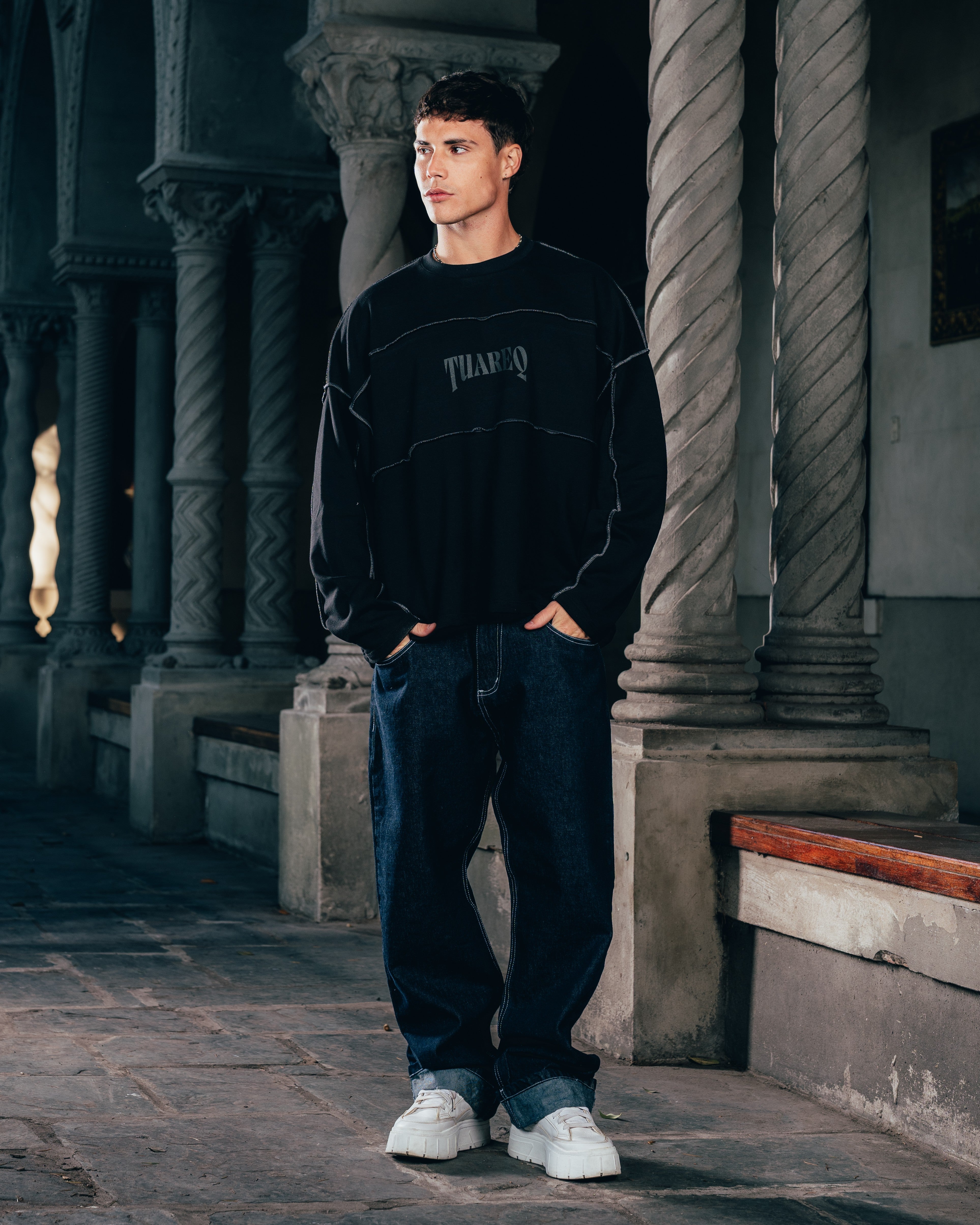 CREWNECK [ WARRIOR ] COSTURA BLACK
