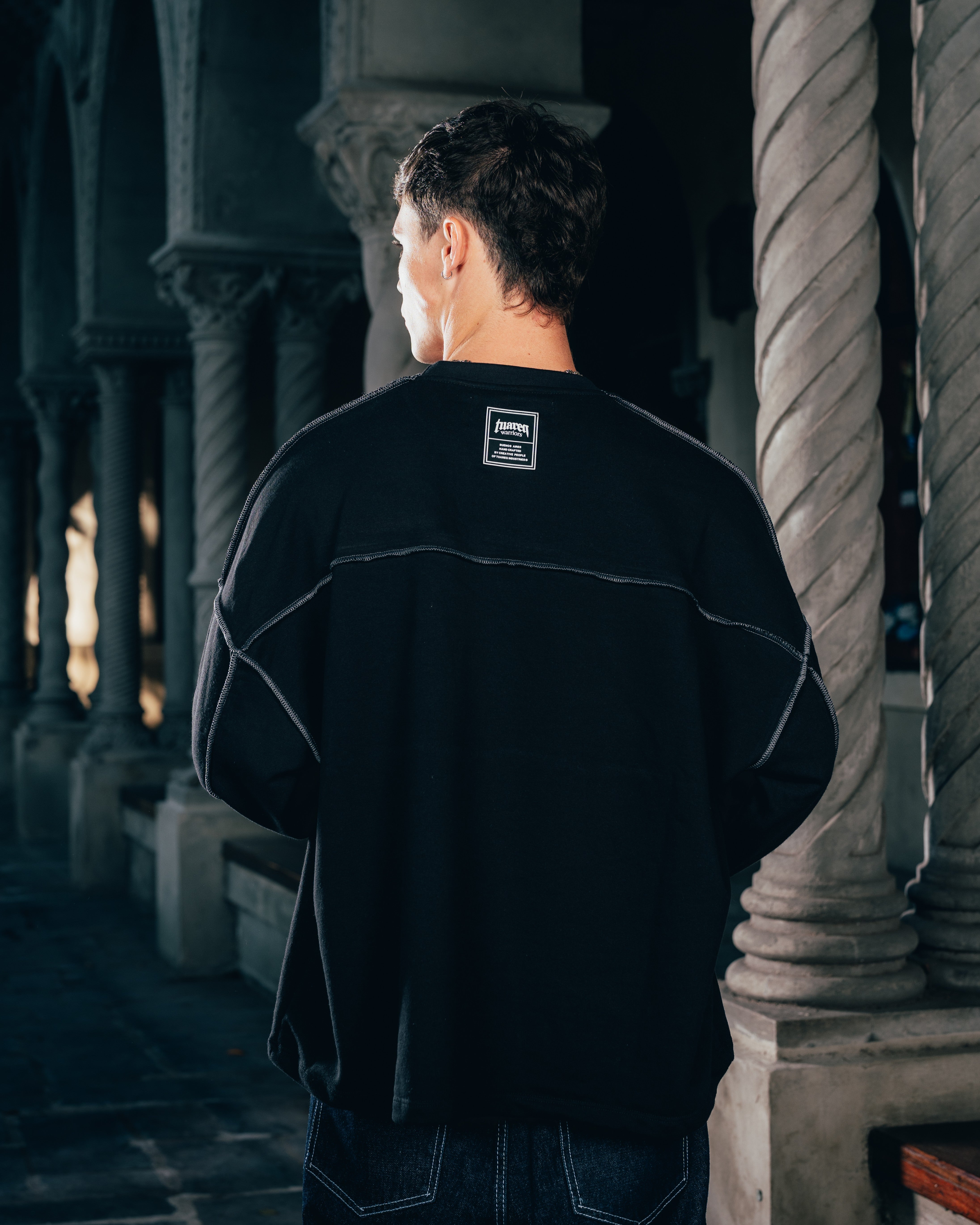 CREWNECK [ WARRIOR ] COSTURA BLACK