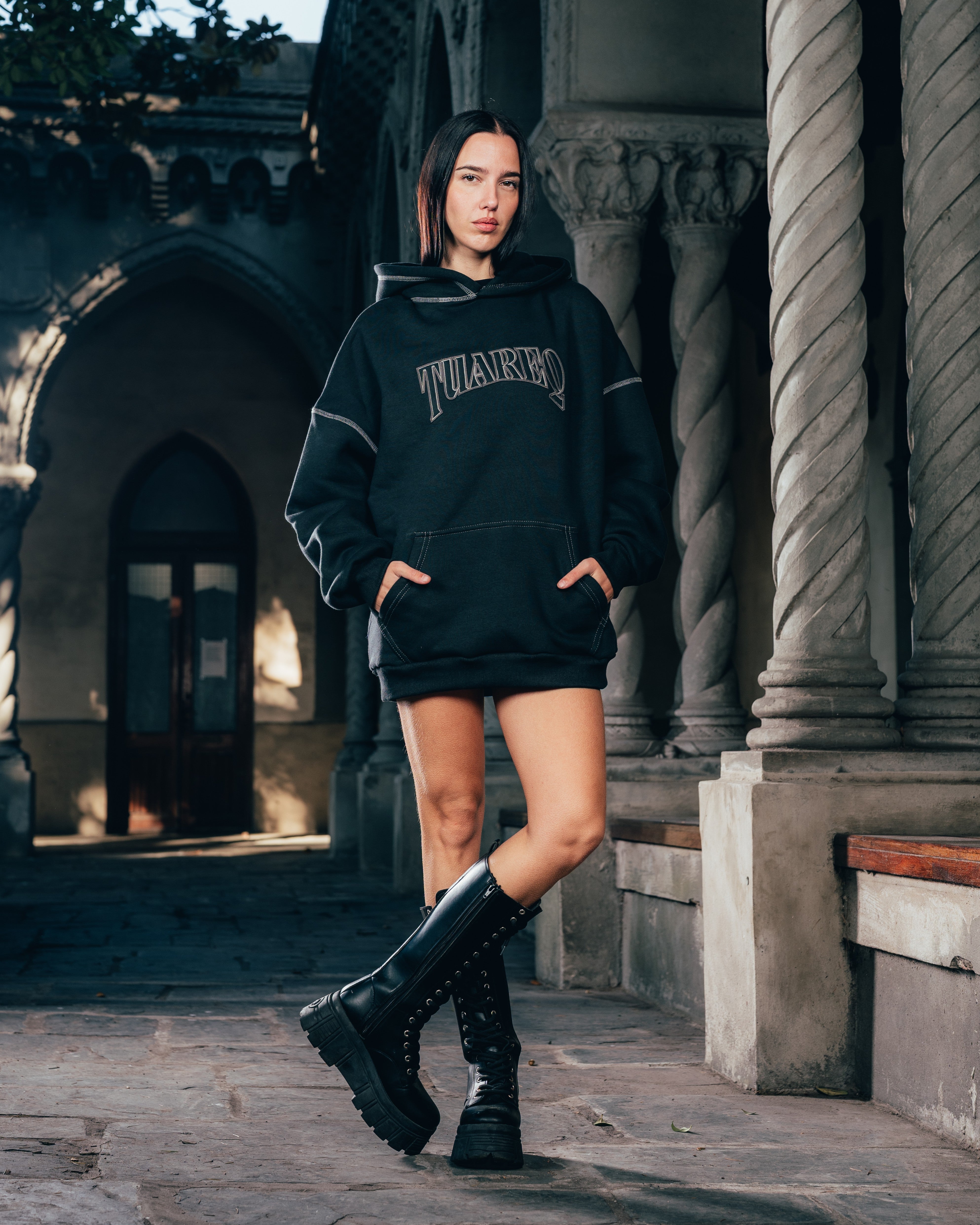 HOODIE [ WARRIOR ] COSTURA BLACK