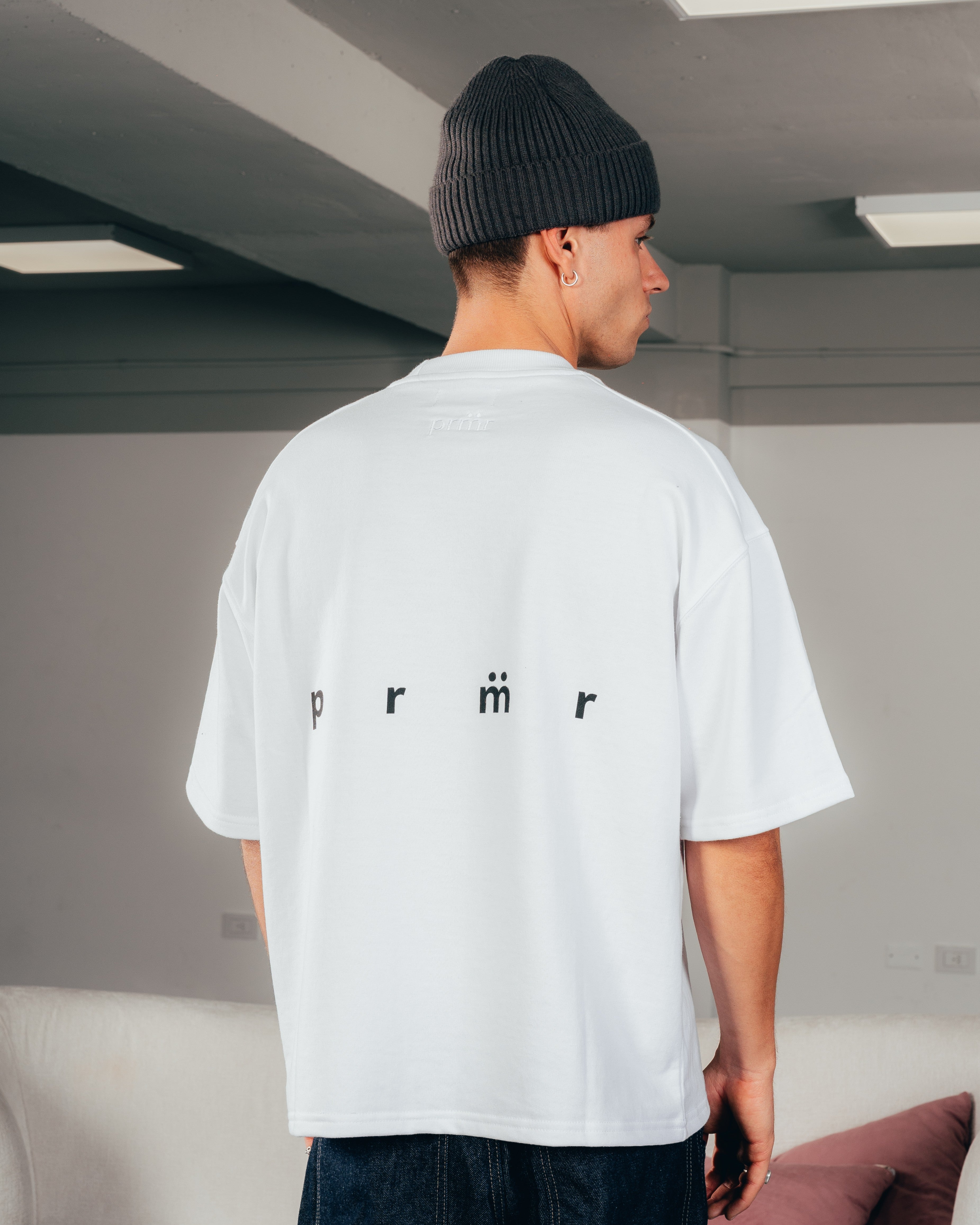 REMERA EXTRA PESADA SEMIOVER LETTER [ PRIMARI ] WHITE