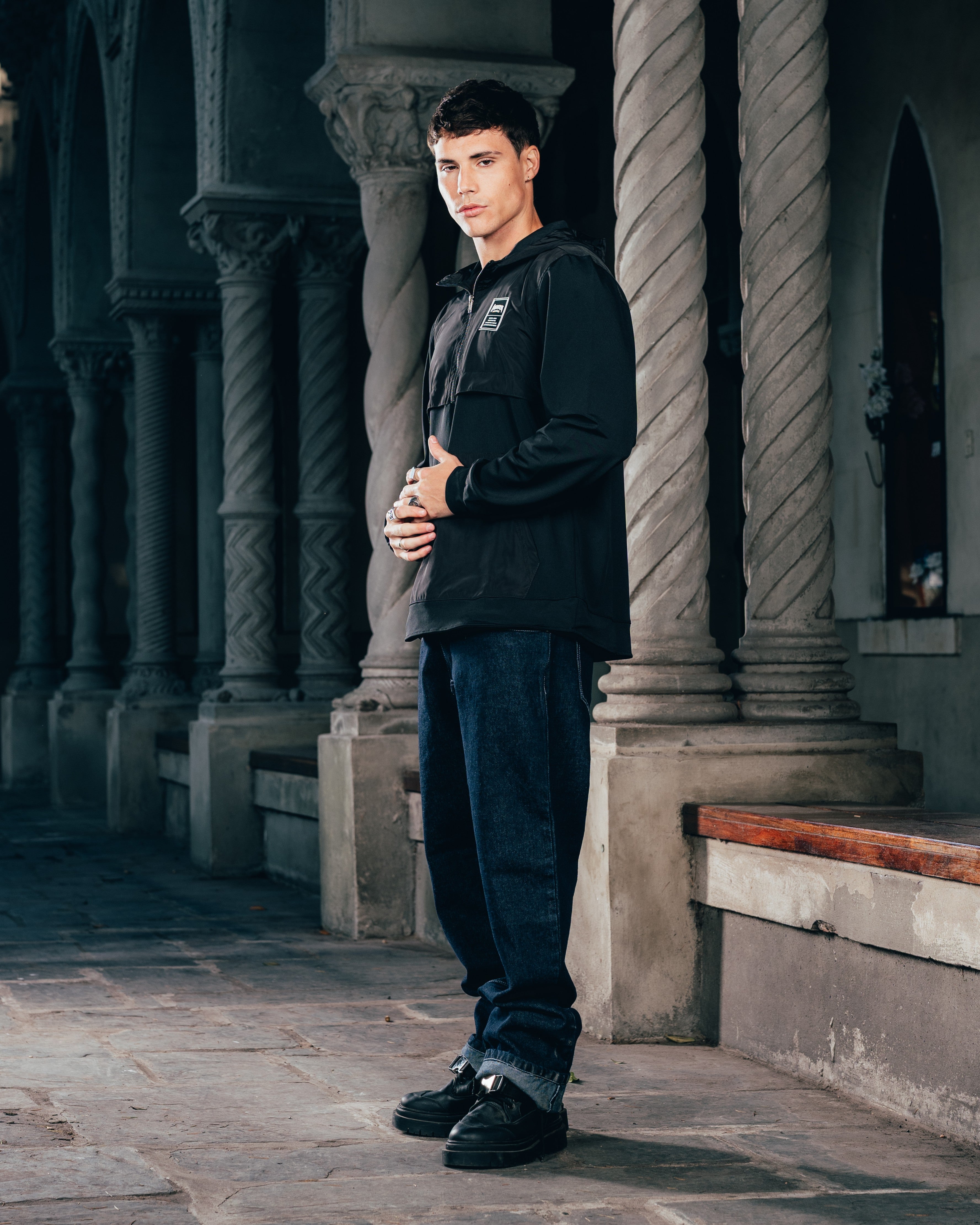 ANORAK MANGA LARGA [ WARRIOR ] BLACK