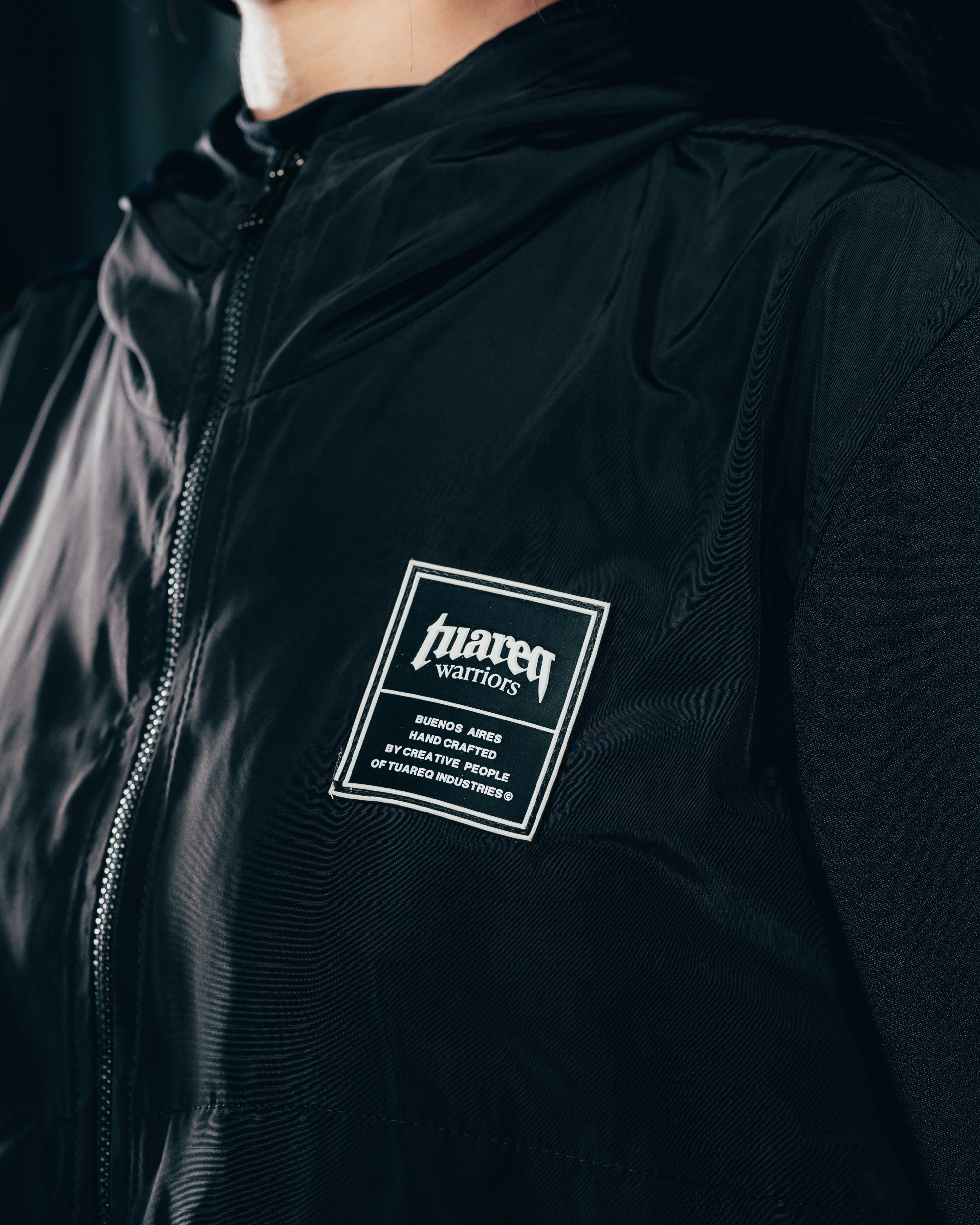 ANORAK MANGA LARGA [ WARRIOR ] BLACK