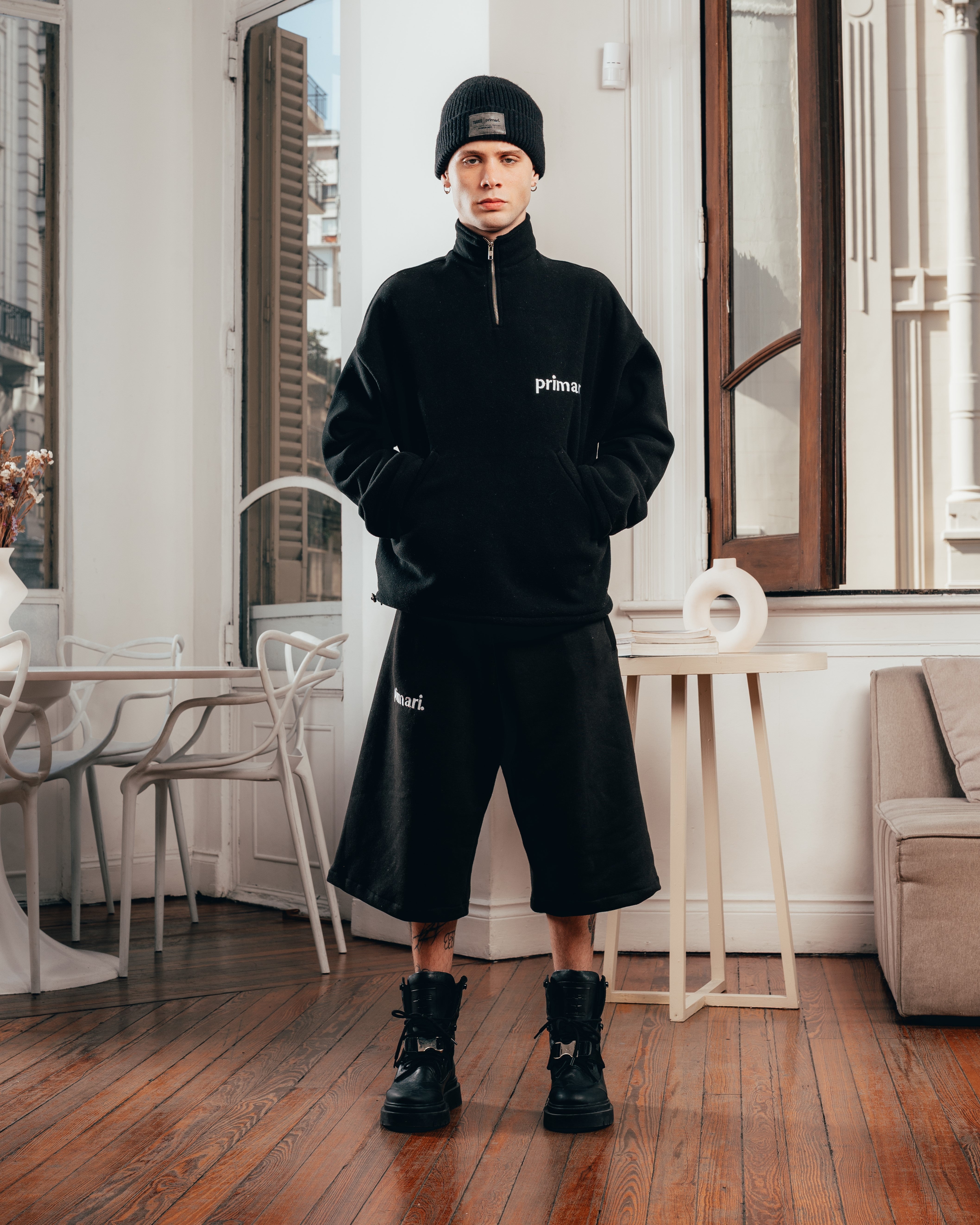 CREWNECK POLAR GRUESO [ PRIMARI ] BLACK