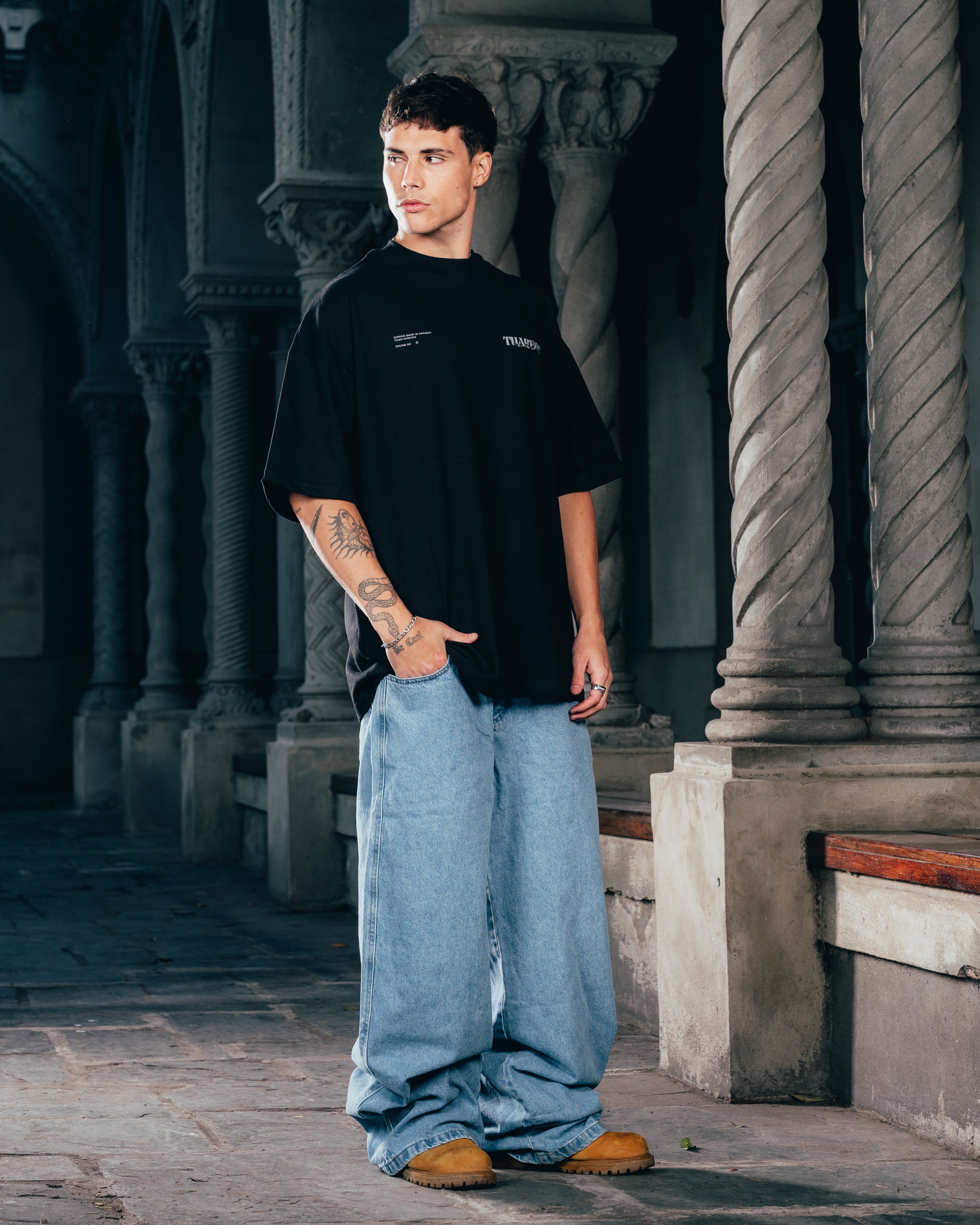 REMERA OVERSIZED [ WARRIOR ] VIPER BLACK