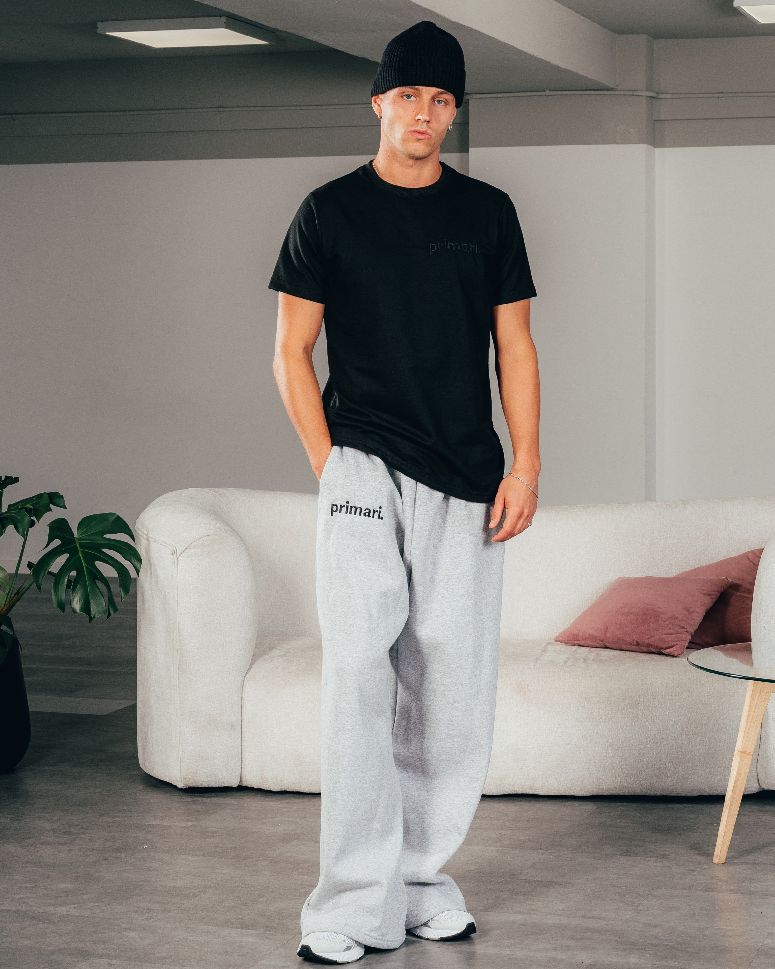 REMERA REGULAR FIT [ PRIMARI ] BLACK