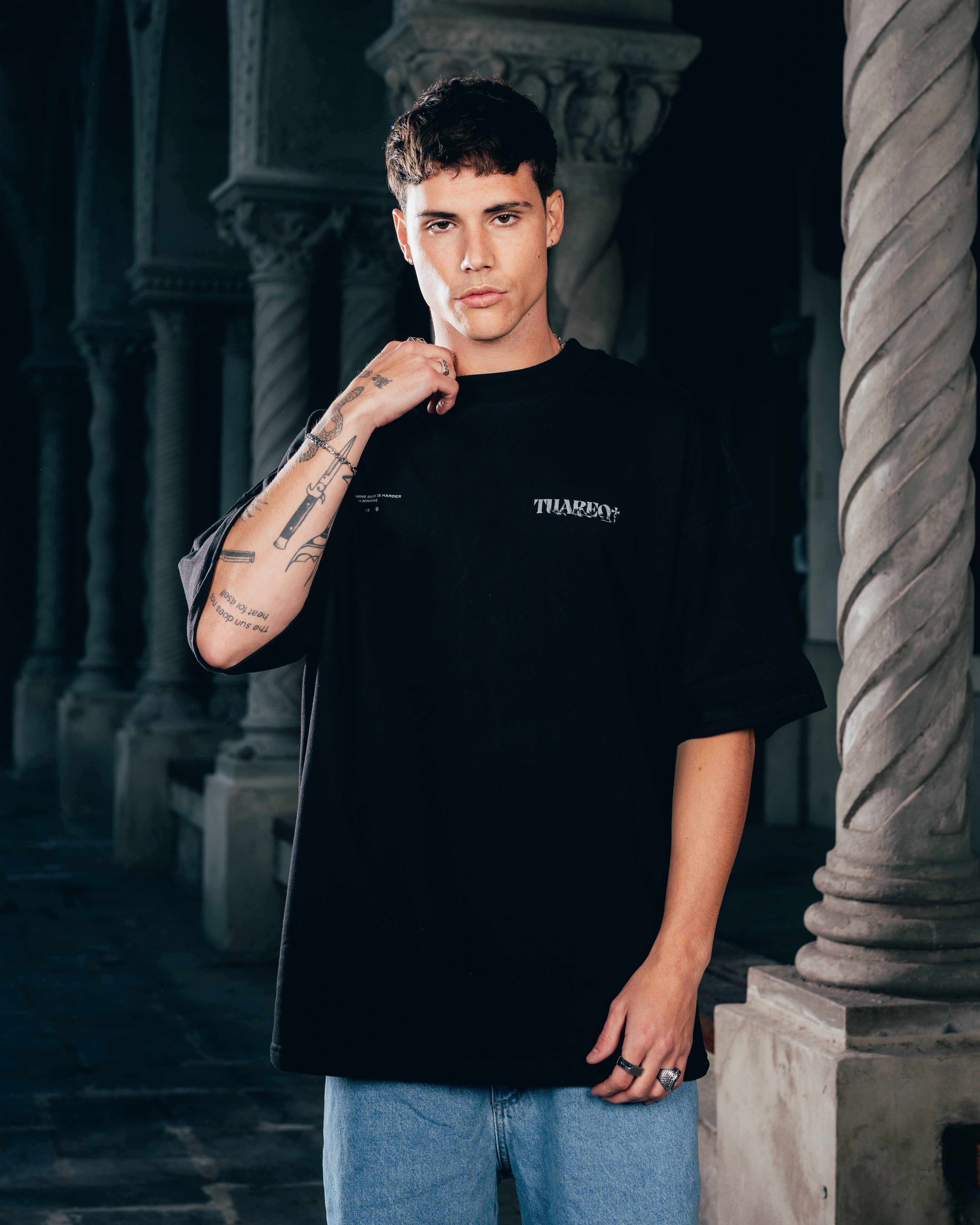 REMERA OVERSIZED [ WARRIOR ] VIPER BLACK