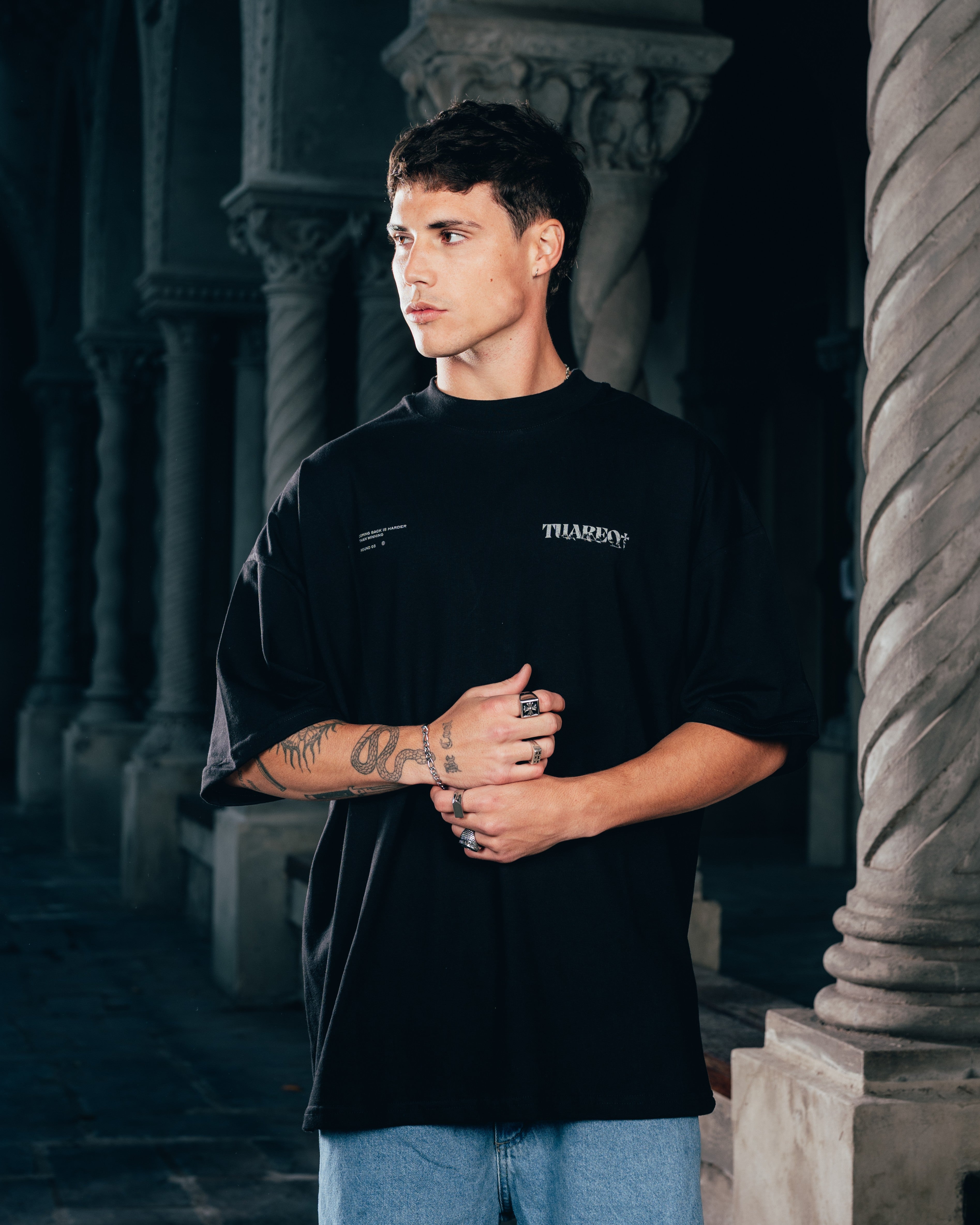 REMERA OVERSIZED [ WARRIOR ] VIPER BLACK