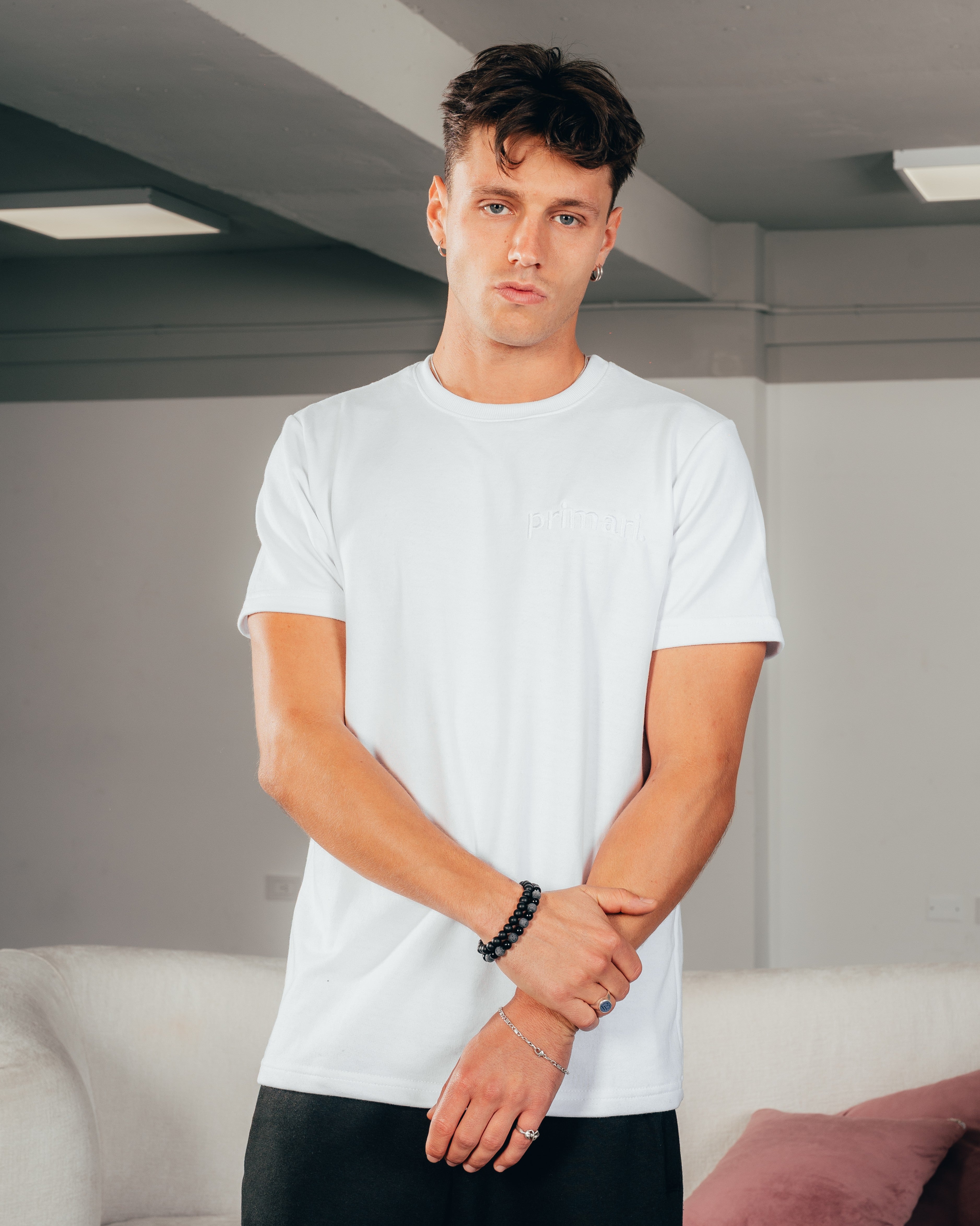 REMERA REGULAR FIT [ PRIMARI ] WHITE