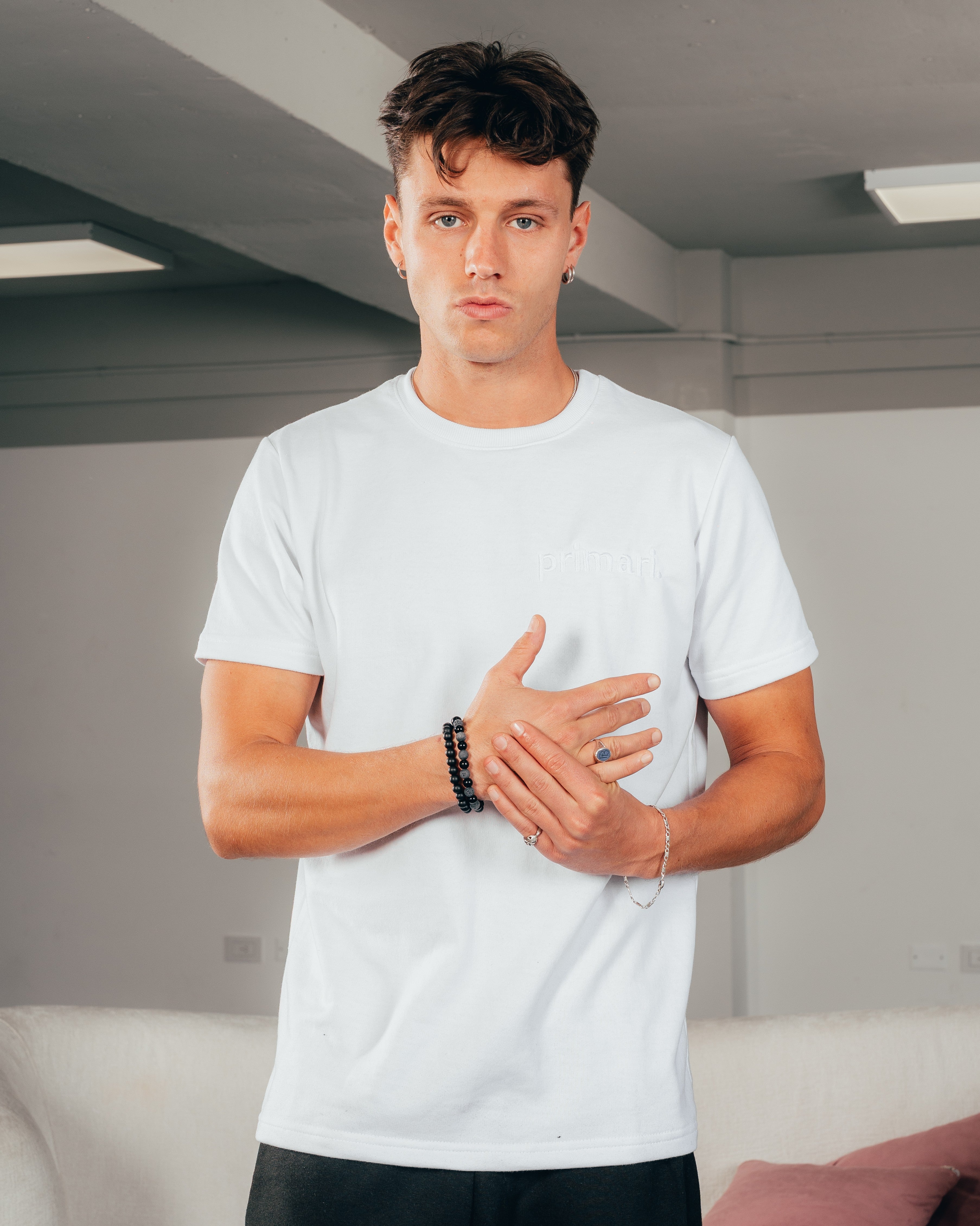 REMERA REGULAR FIT [ PRIMARI ] WHITE