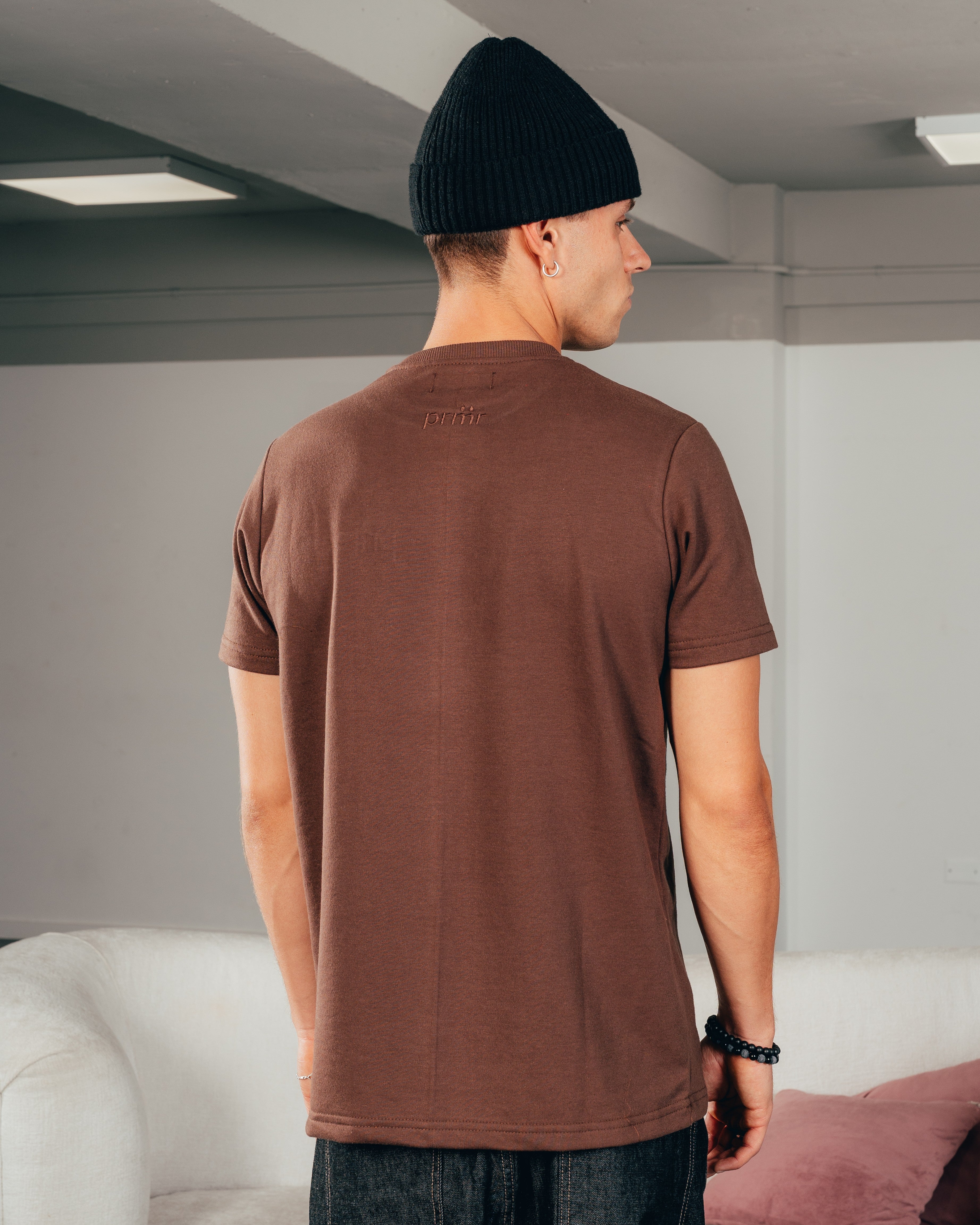REMERA REGULAR FIT [ PRIMARI ] BROWN