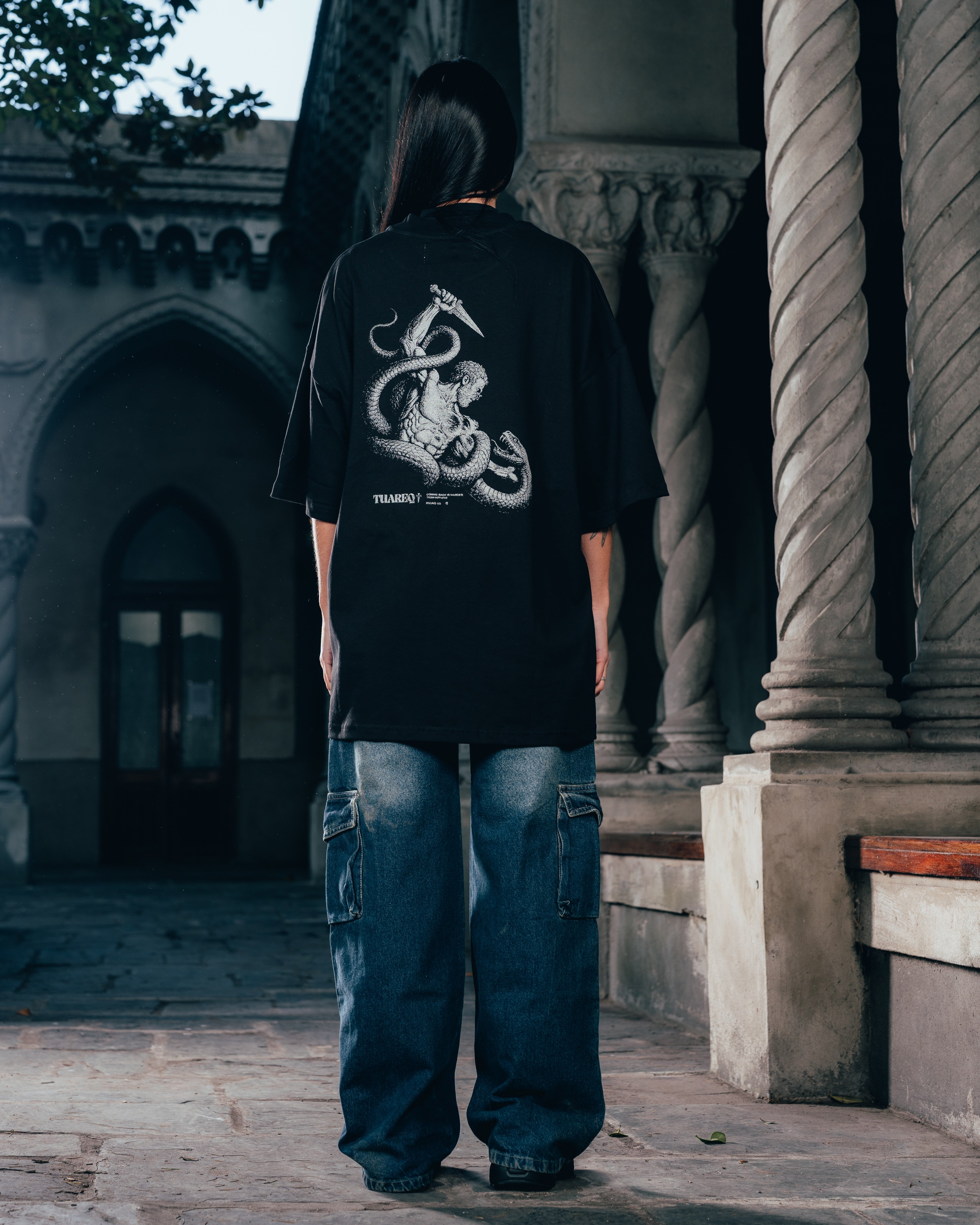 REMERA OVERSIZED [ WARRIOR ] VIPER BLACK