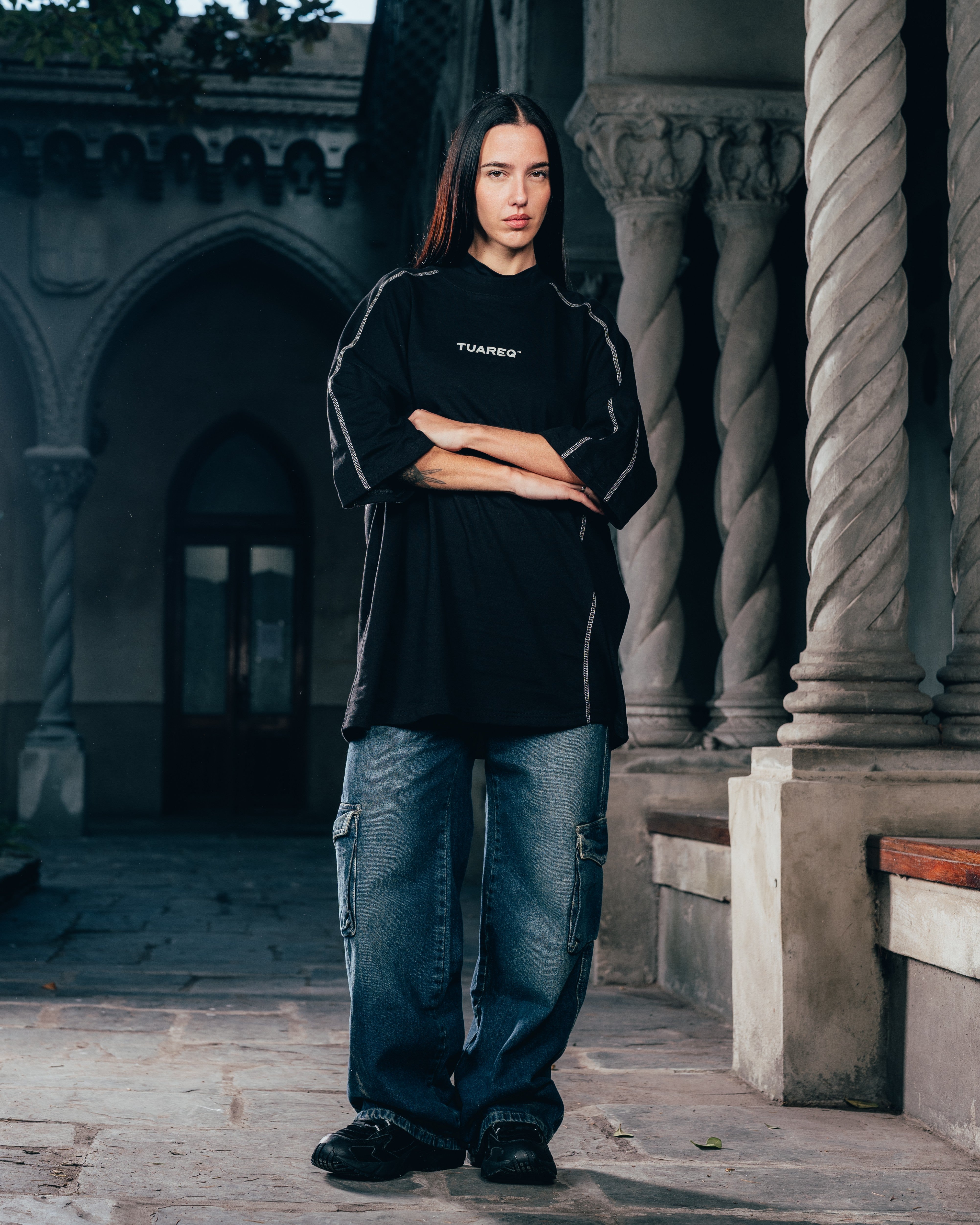 REMERA OVERSIZED [ WARRIOR ] RELIEVE BLACK