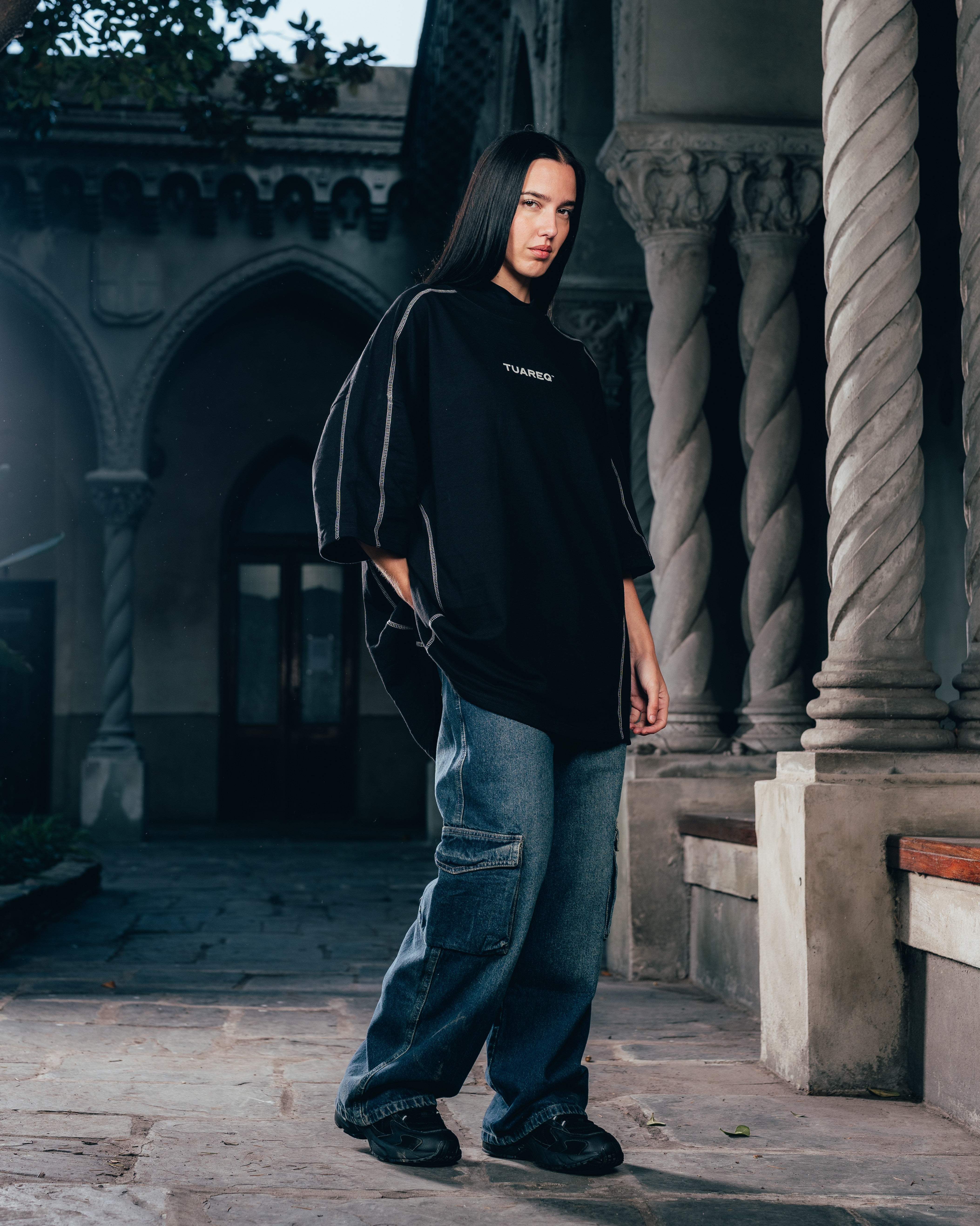 REMERA OVERSIZED [ WARRIOR ] RELIEVE BLACK