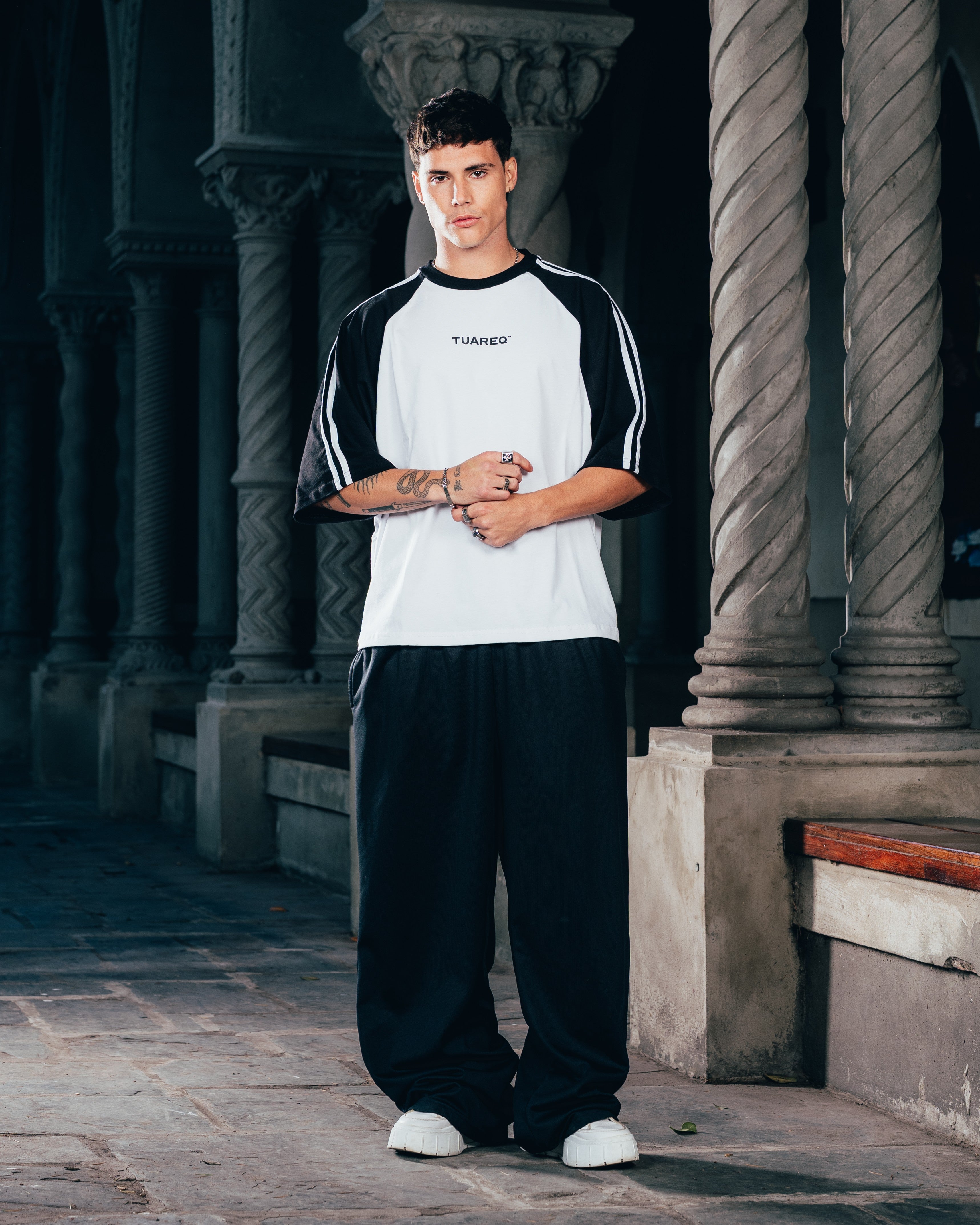 REMERA OVERSIZED [ WARRIOR ] RANGLAN