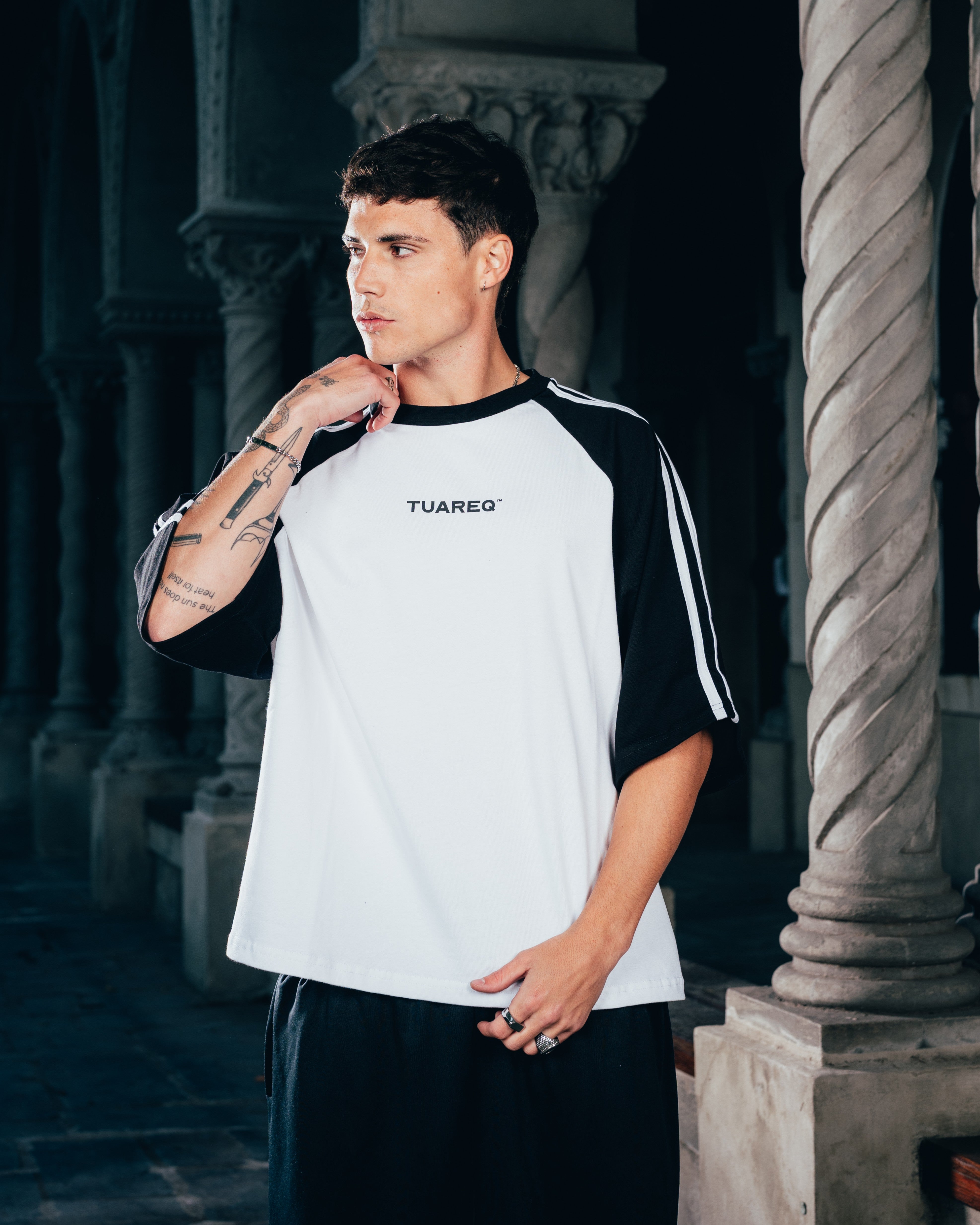 REMERA OVERSIZED [ WARRIOR ] RANGLAN