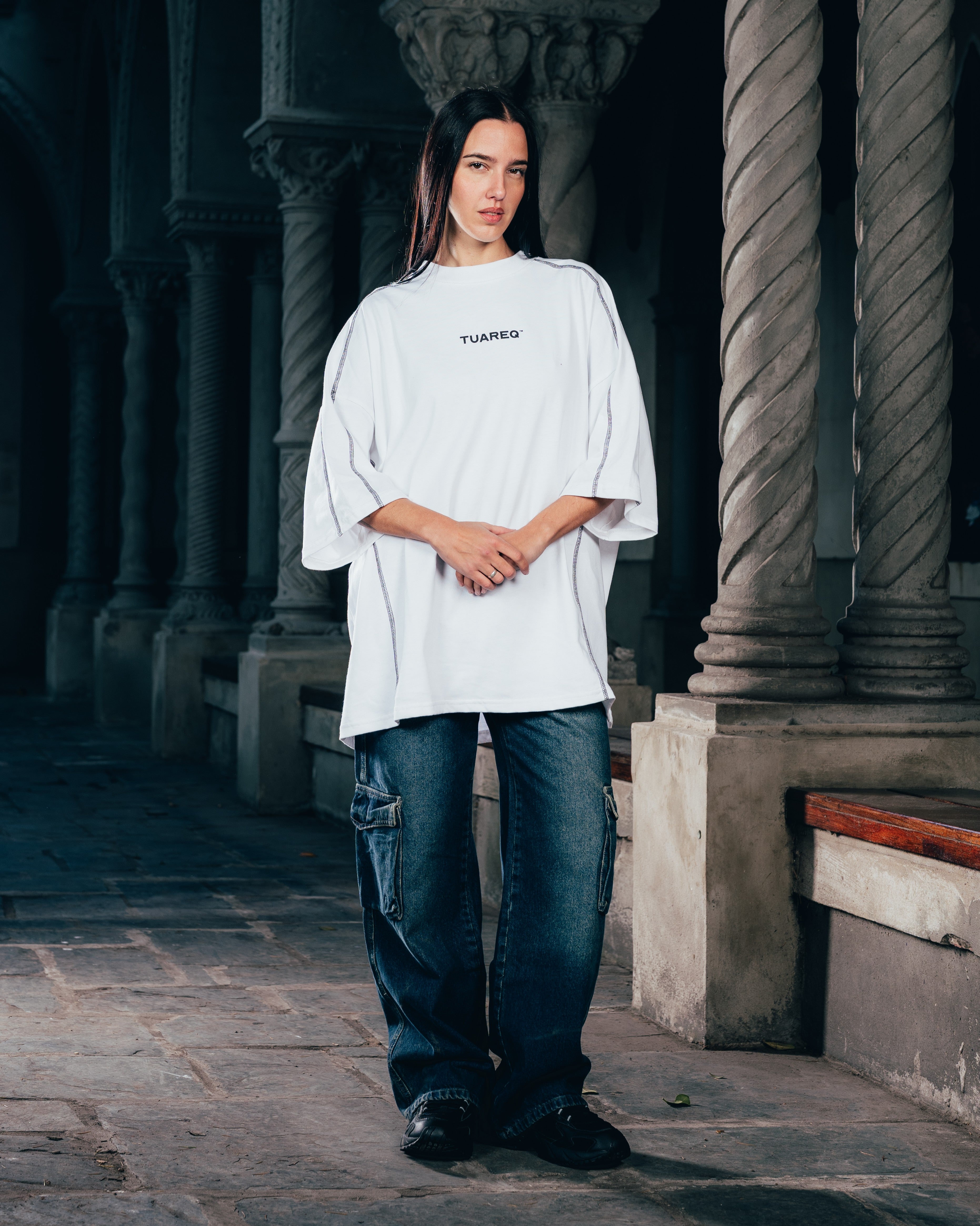 REMERA OVERSIZED [ WARRIOR ] RELIEVE WHITE
