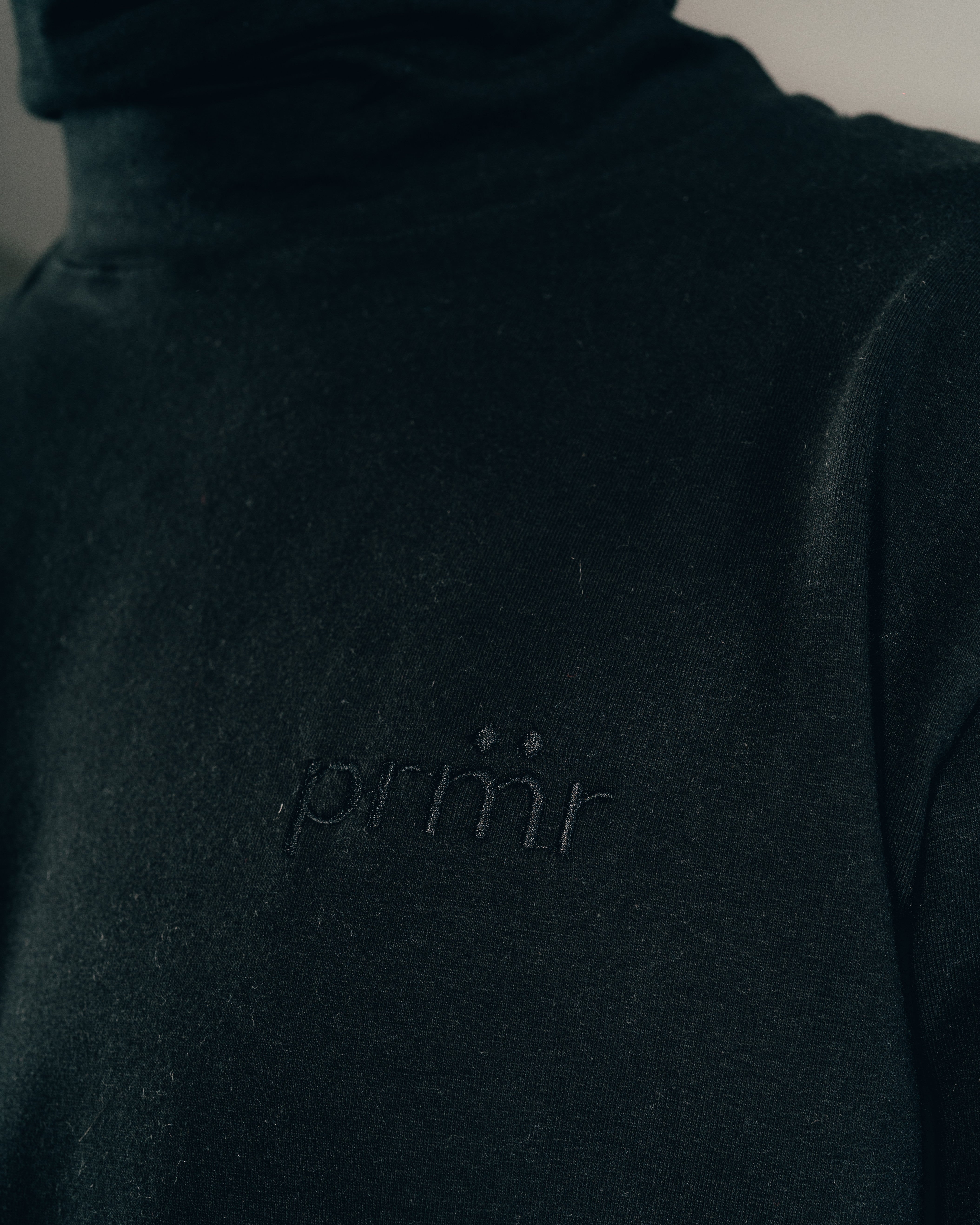 POLERA DE LANILLA [ PRIMARI ] BLACK
