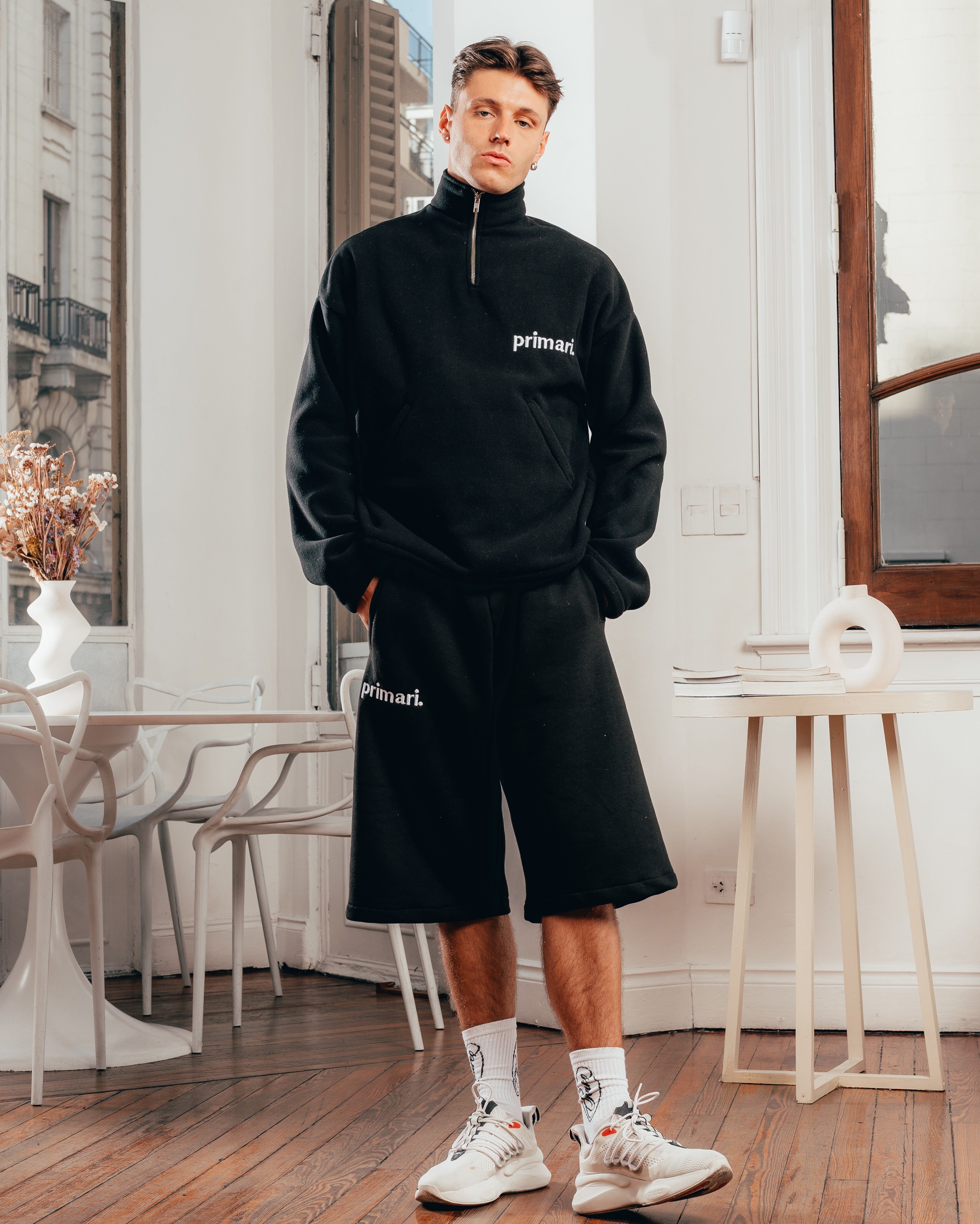 CREWNECK POLAR GRUESO [ PRIMARI ] BLACK