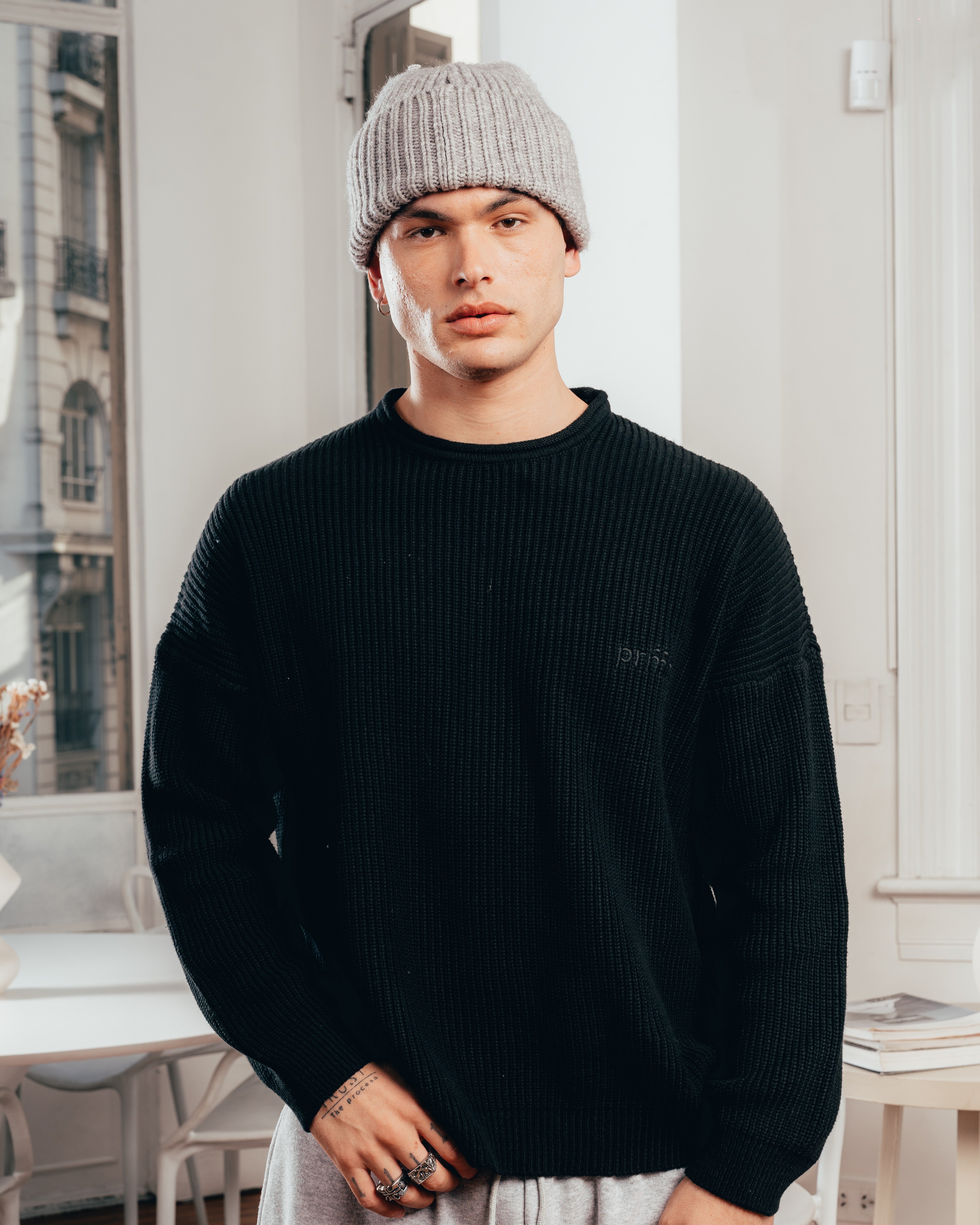 SWEATER TEJIDO PESADO [ PRIMARI ] BLACK