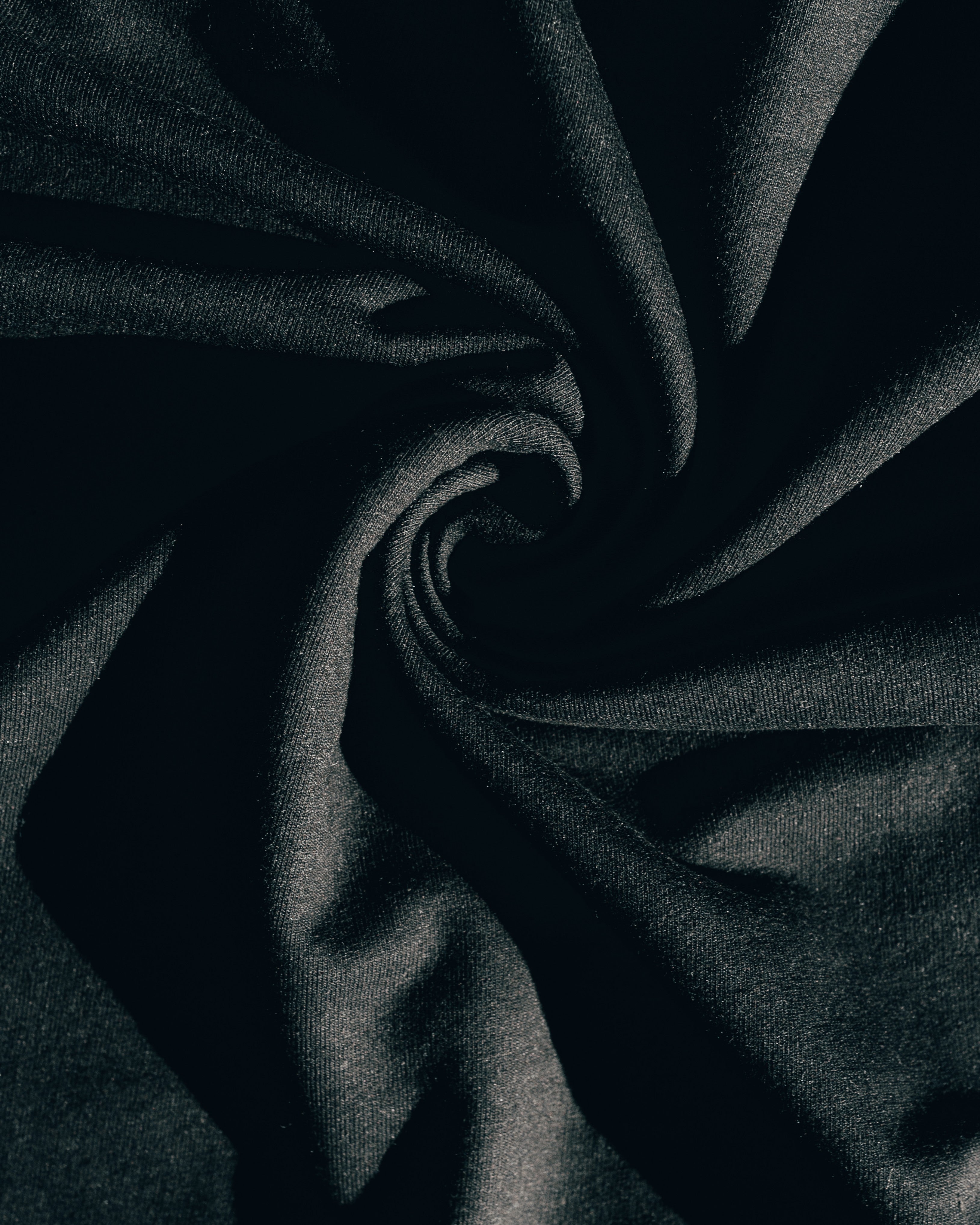 REMERA EXTRA PESADA SEMIOVER [ PRIMARI ] SIMPLE BLACK