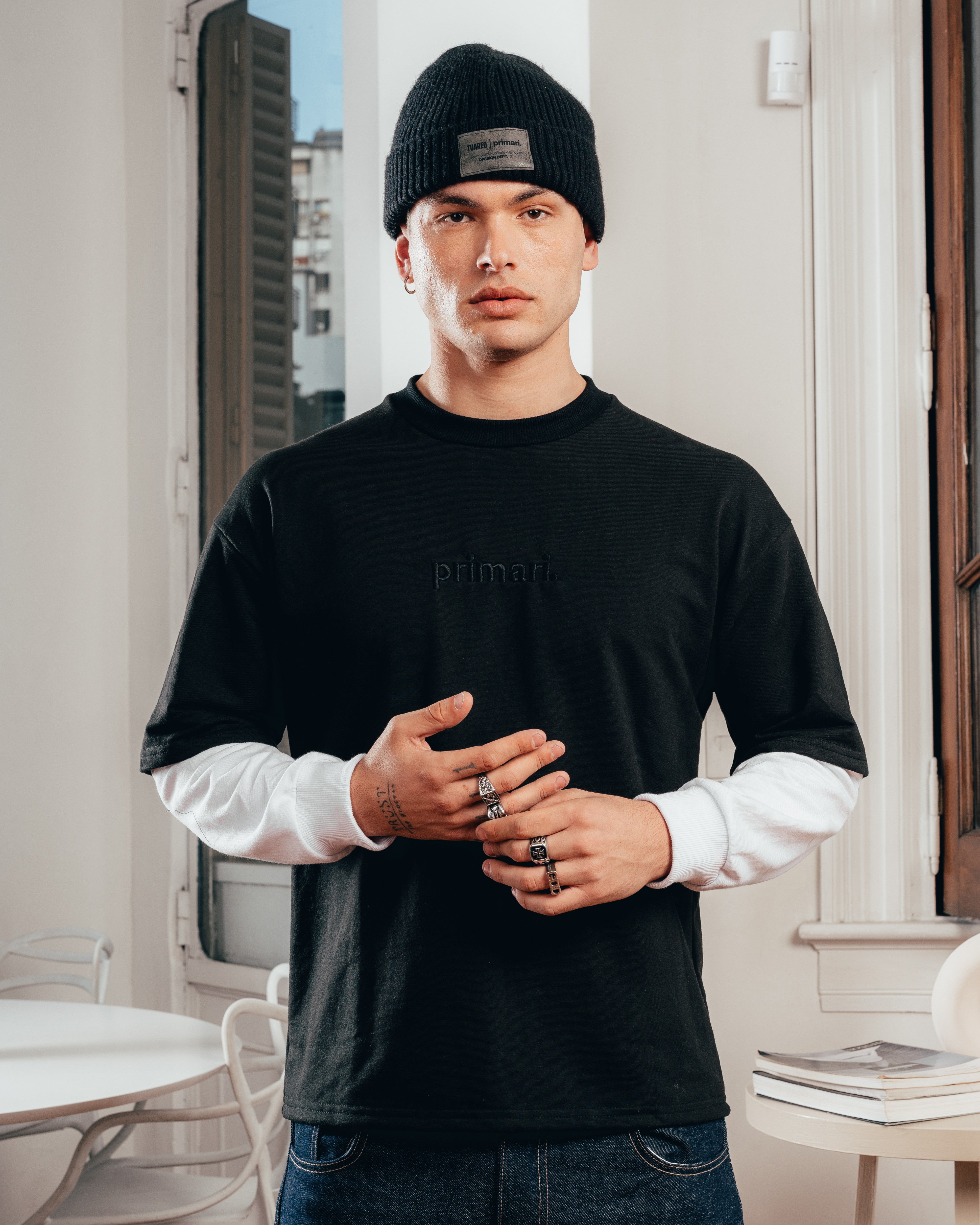 CREWNECK DOBLE MANGA [ PRIMARI ] BLACK & WHITE