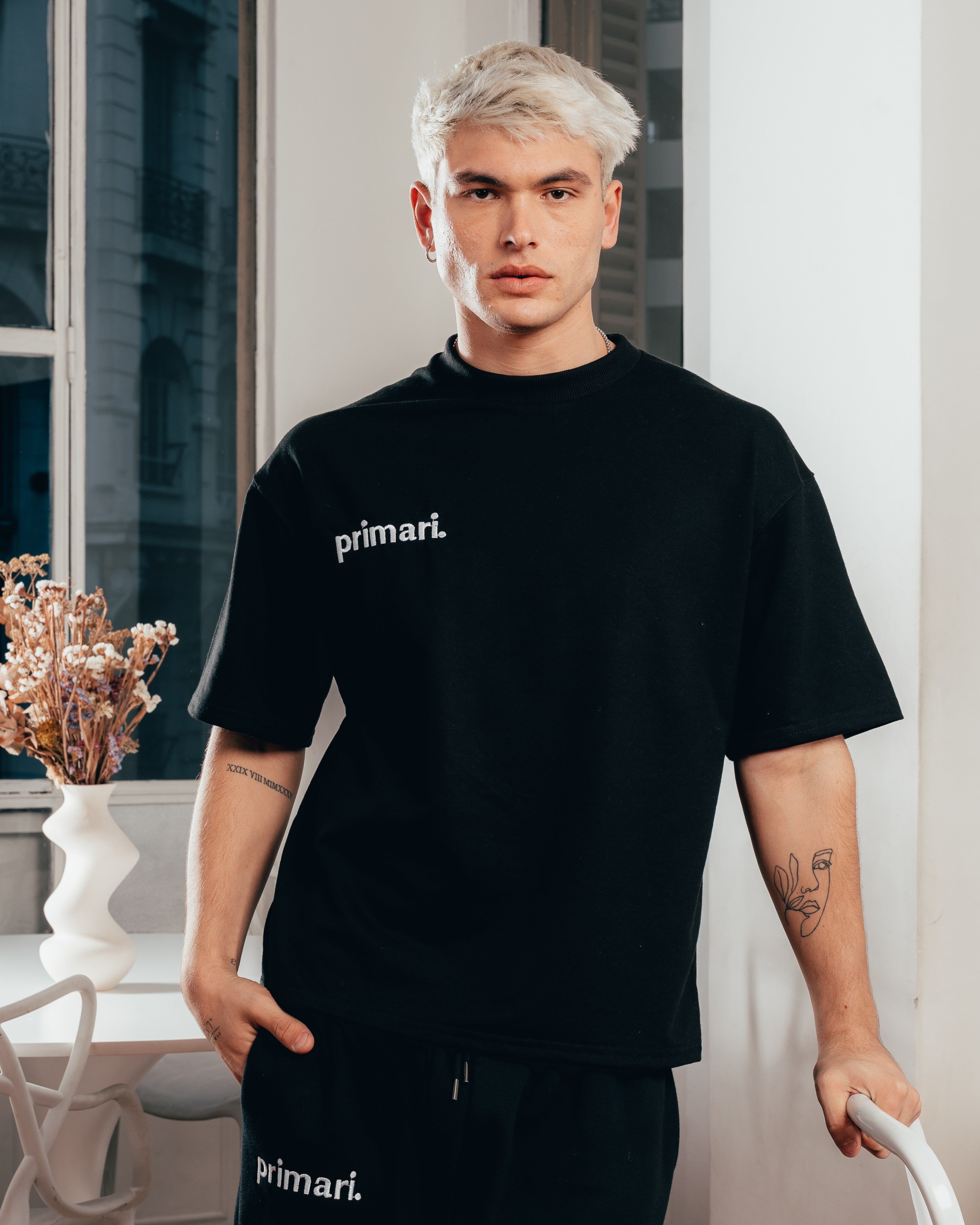 REMERA EXTRA PESADA SEMIOVER LETTER [ PRIMARI ] BLACK