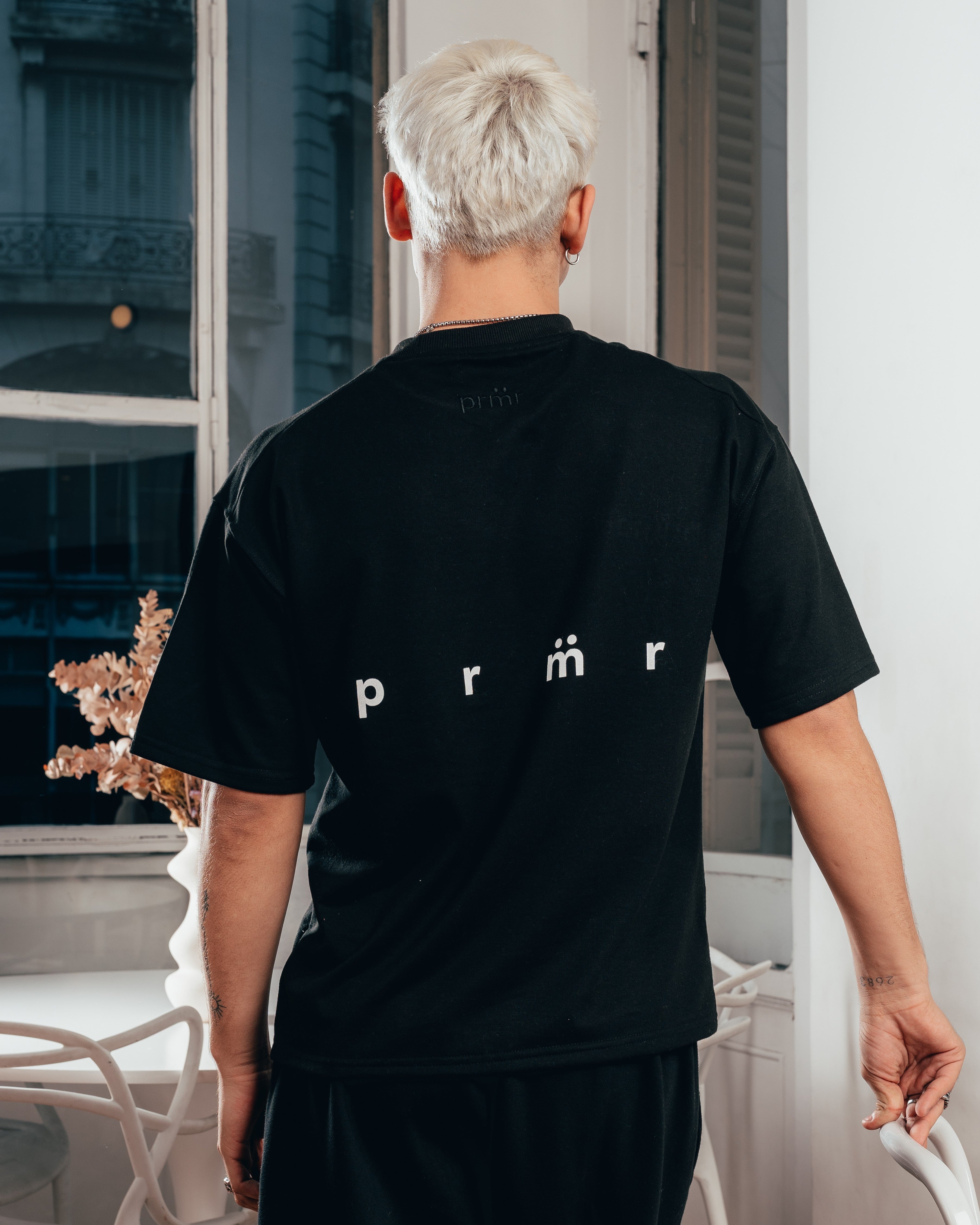 REMERA EXTRA PESADA SEMIOVER LETTER [ PRIMARI ] BLACK