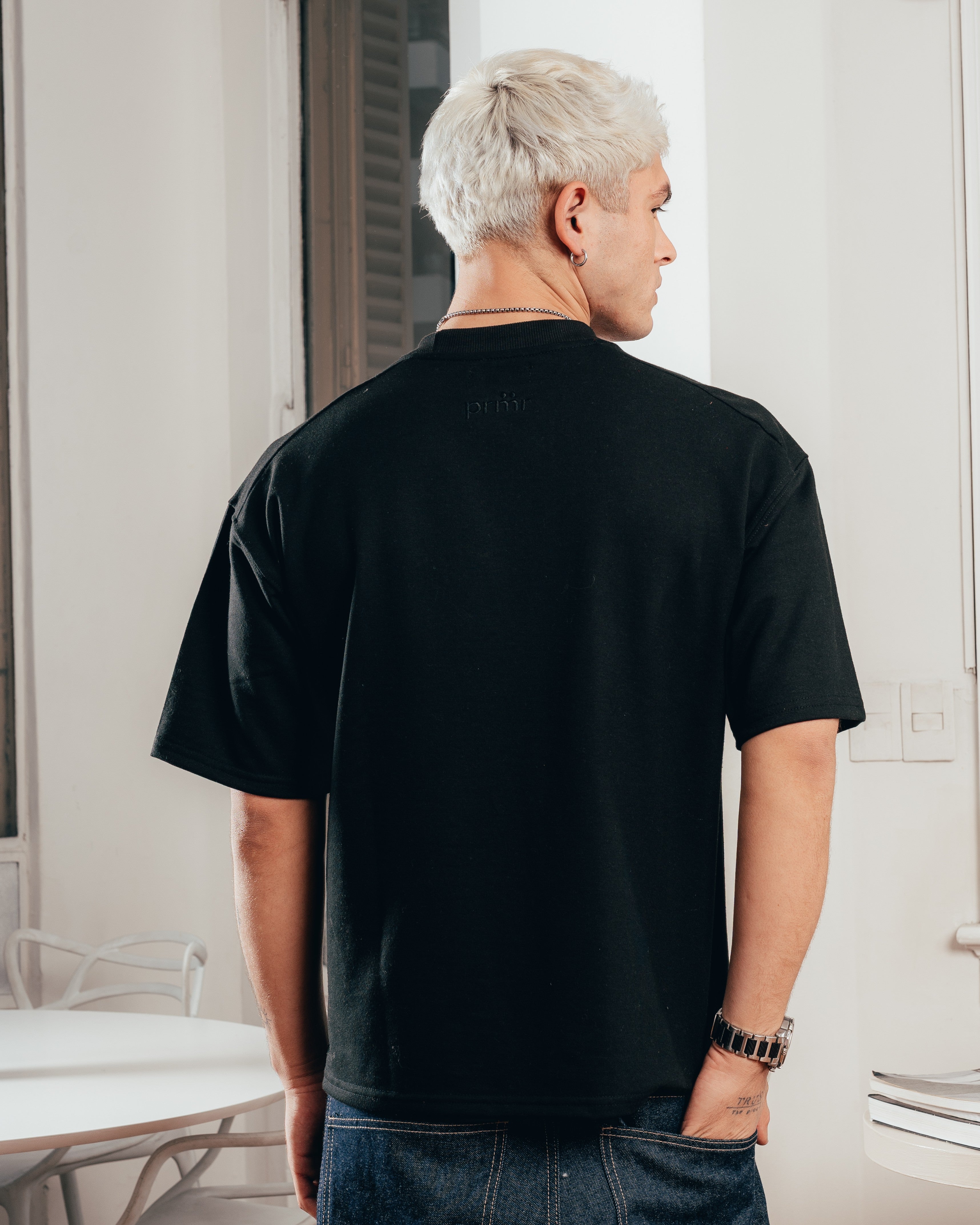 REMERA EXTRA PESADA SEMIOVER [ PRIMARI ] SIMPLE BLACK