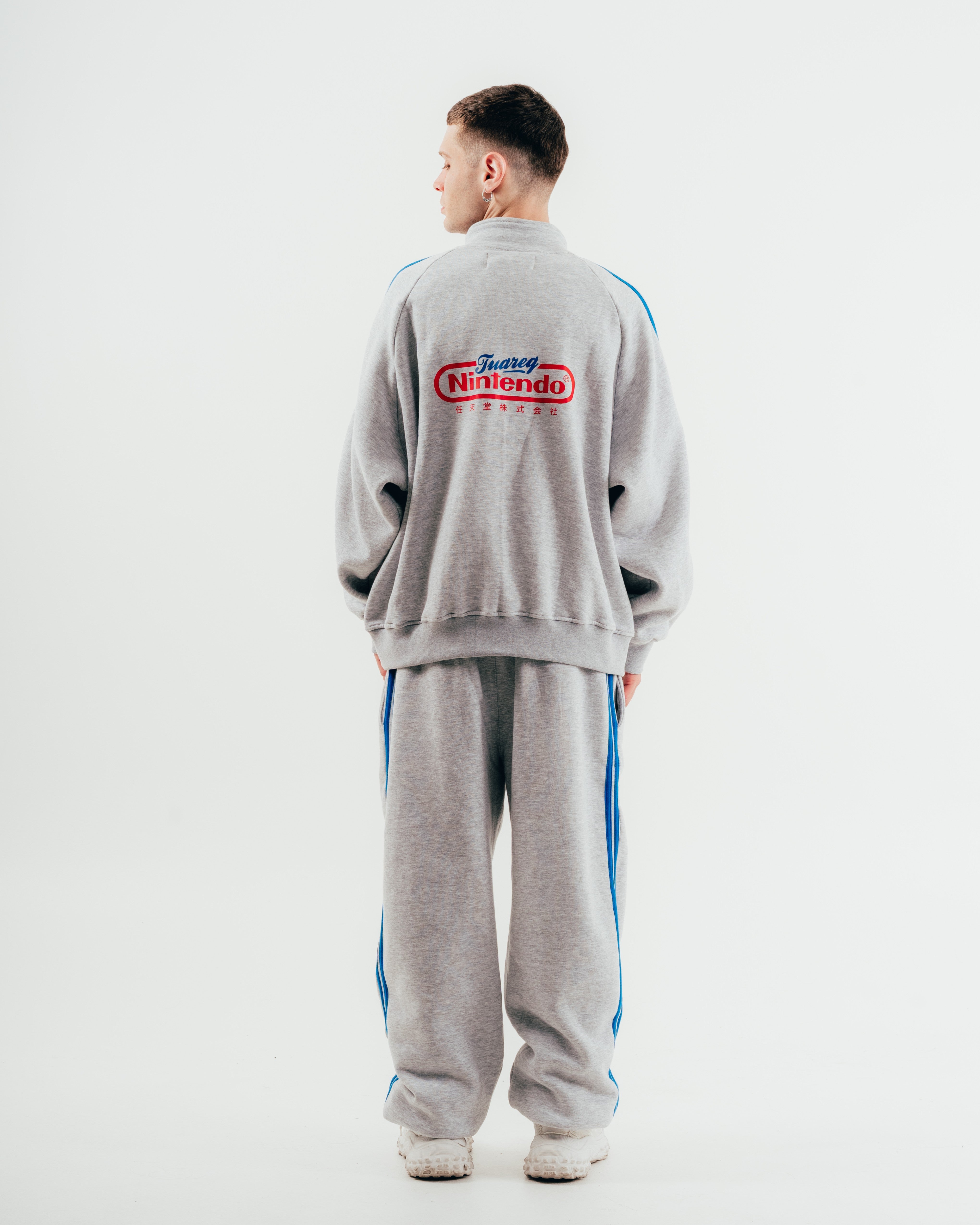 SET DE INVIERNO [ NINTENDO ] CLUB GREY