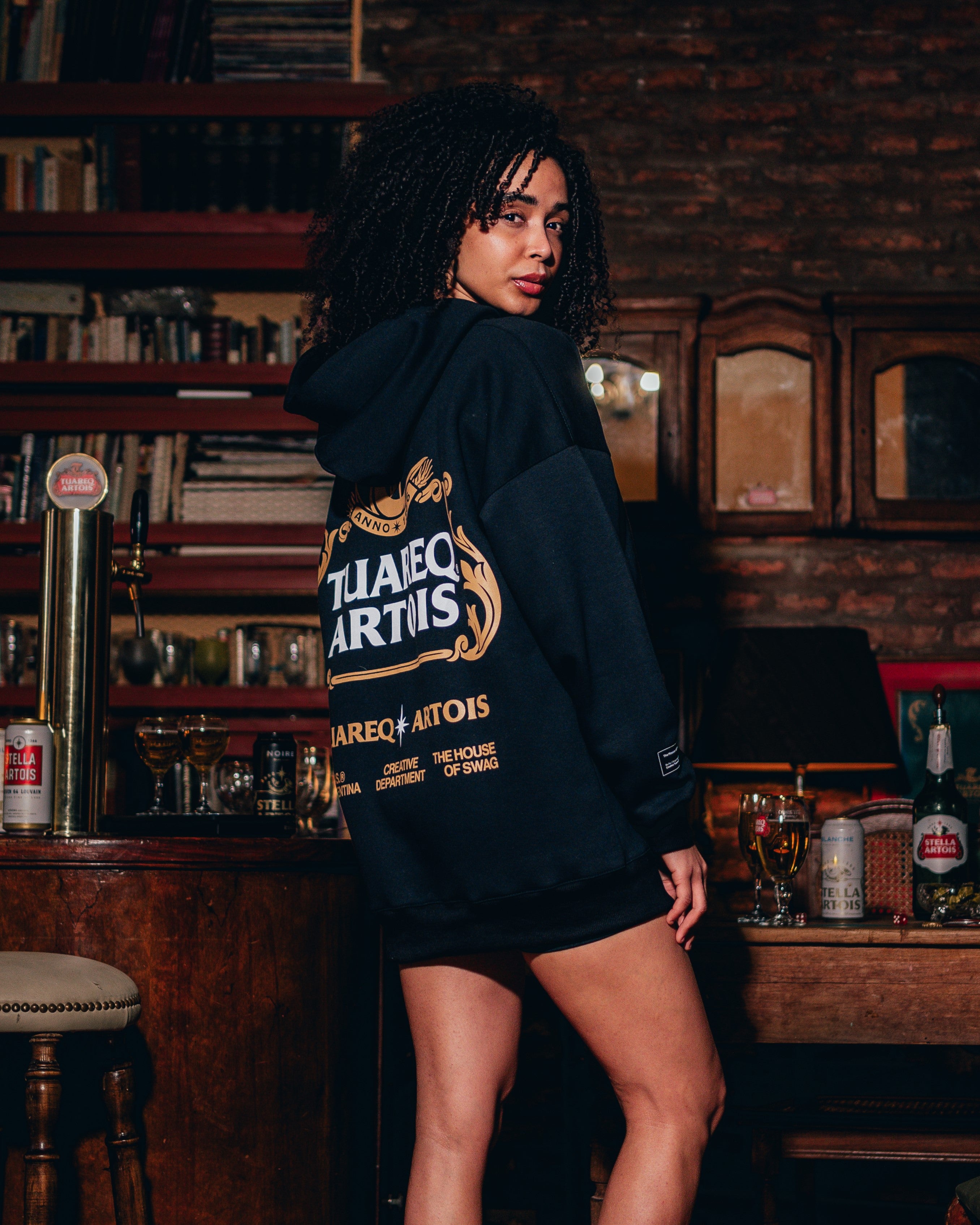 HOODIE PESADO [ STELLA ARTOIS ] BLACK & GOLD