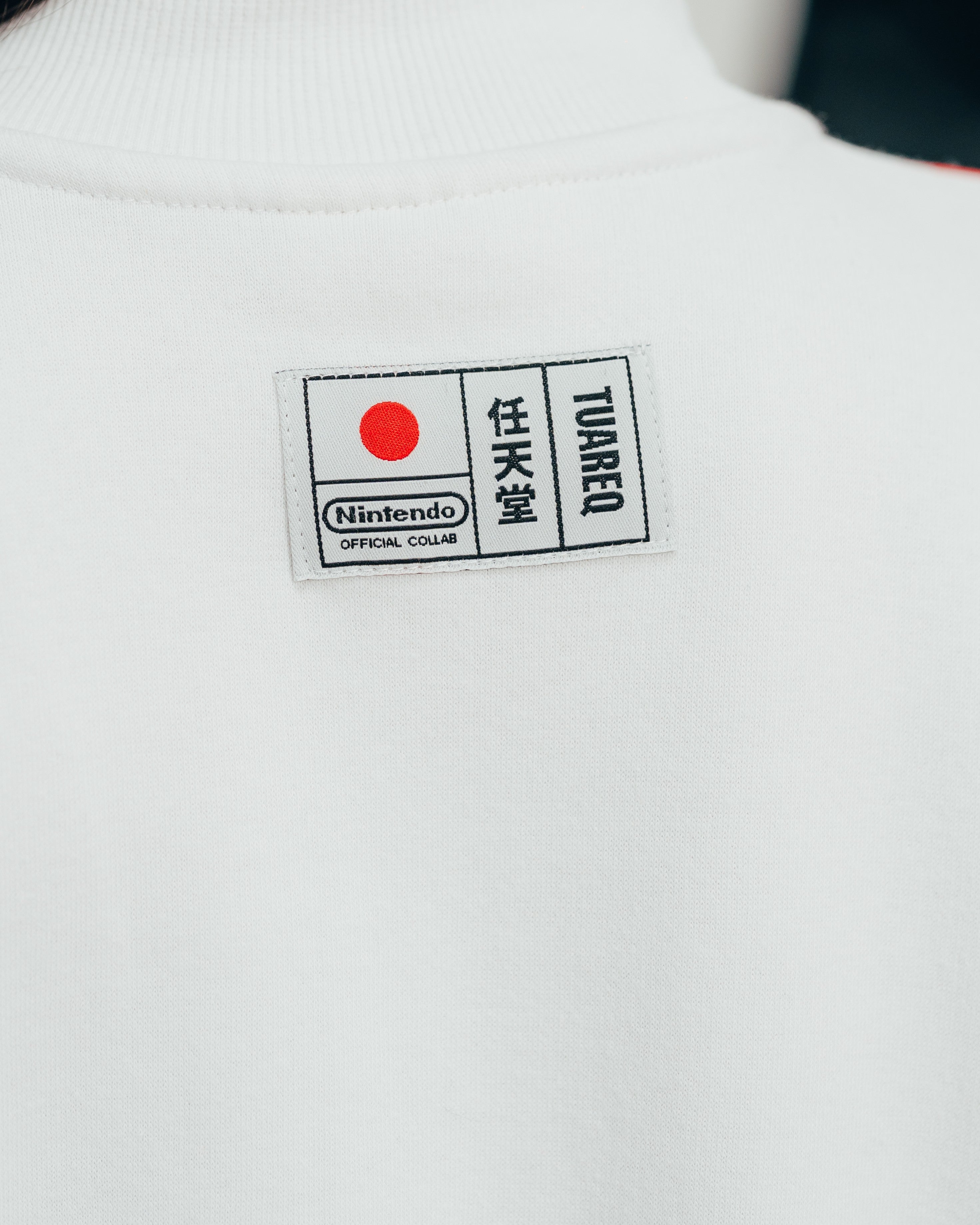 BUZO CROP [ NINTENDO ] FEMME WHITE