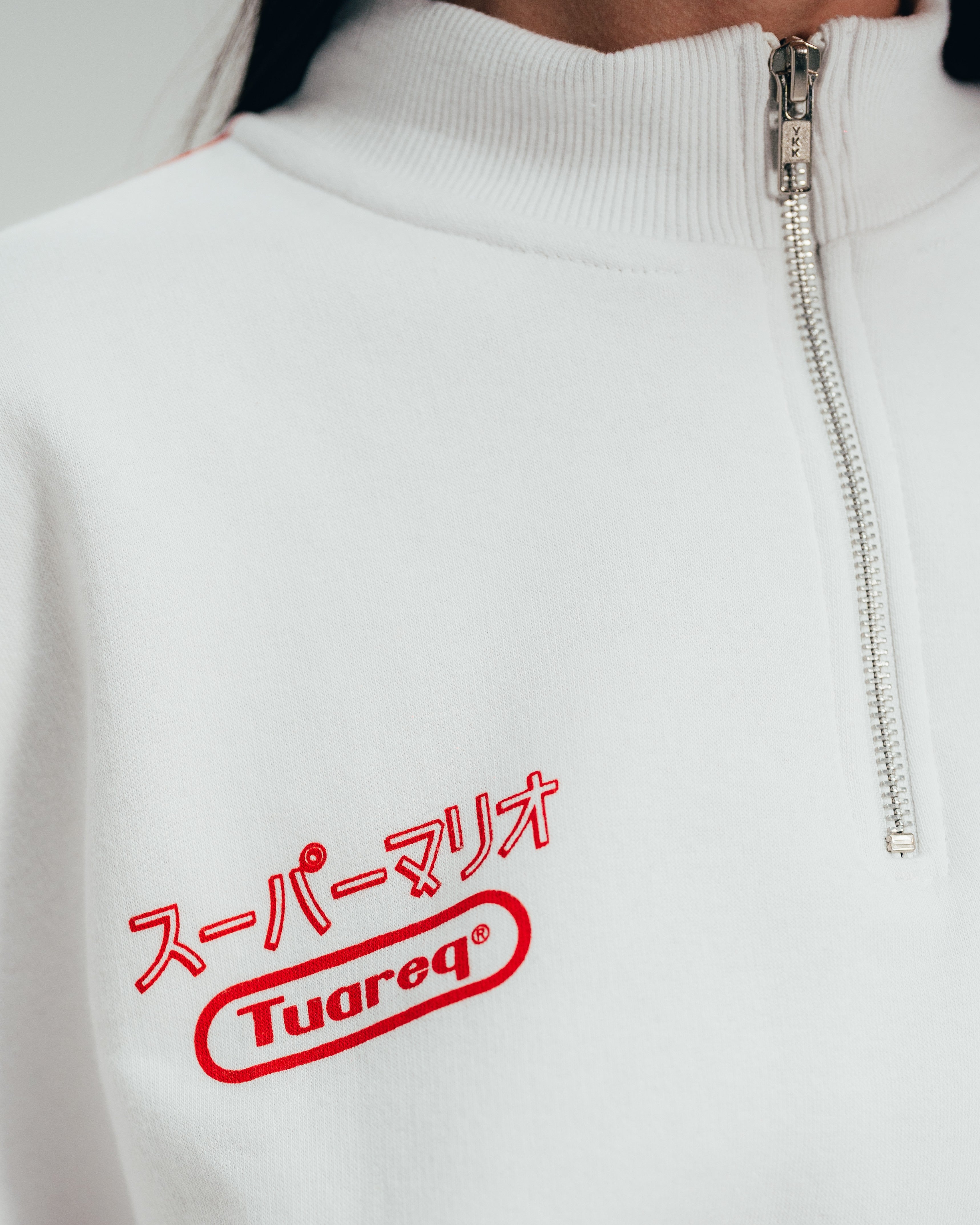 BUZO CROP [ NINTENDO ] FEMME WHITE
