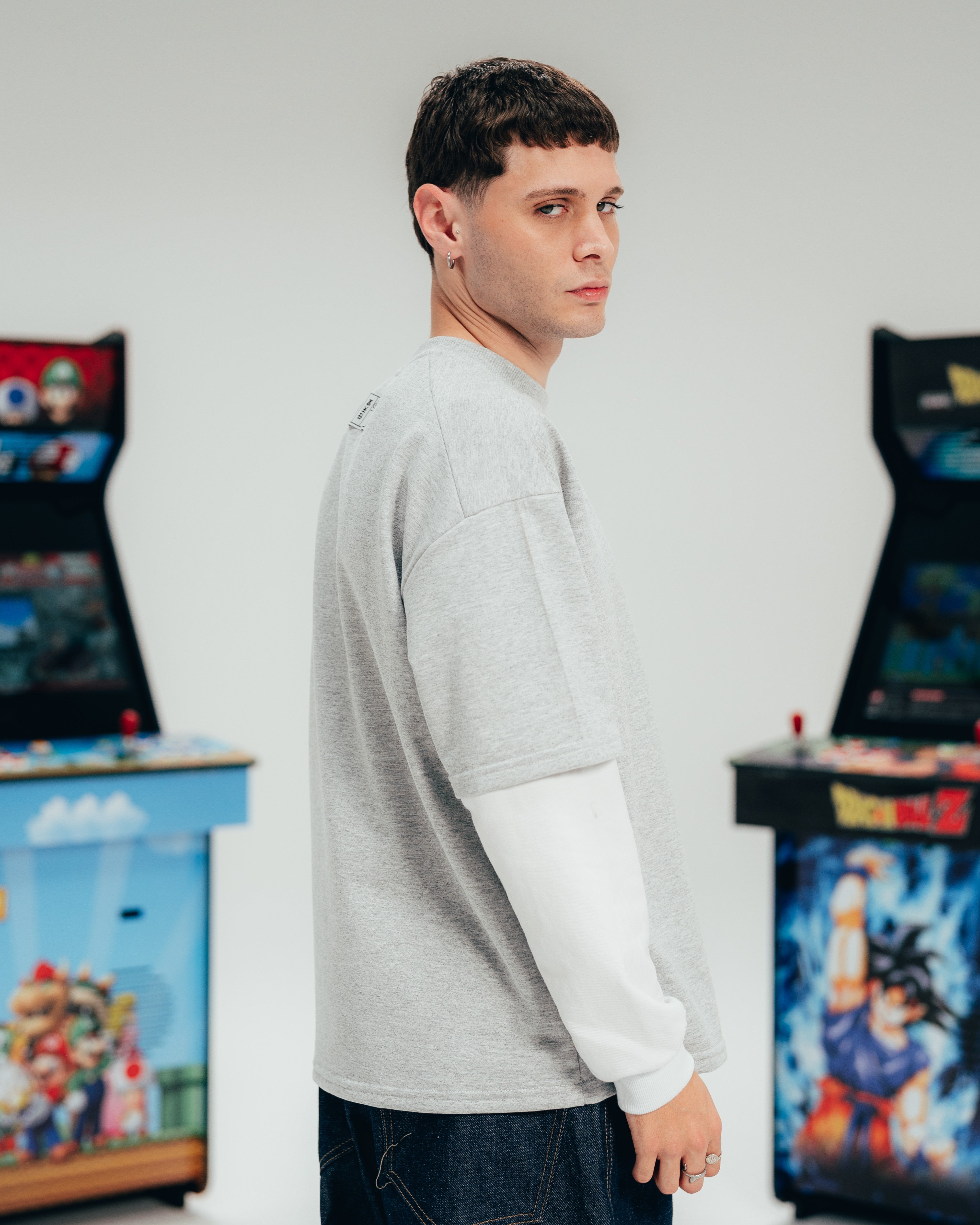 CREWNECK DOBLE MANGA [ NINTENDO ] RETRO GREY