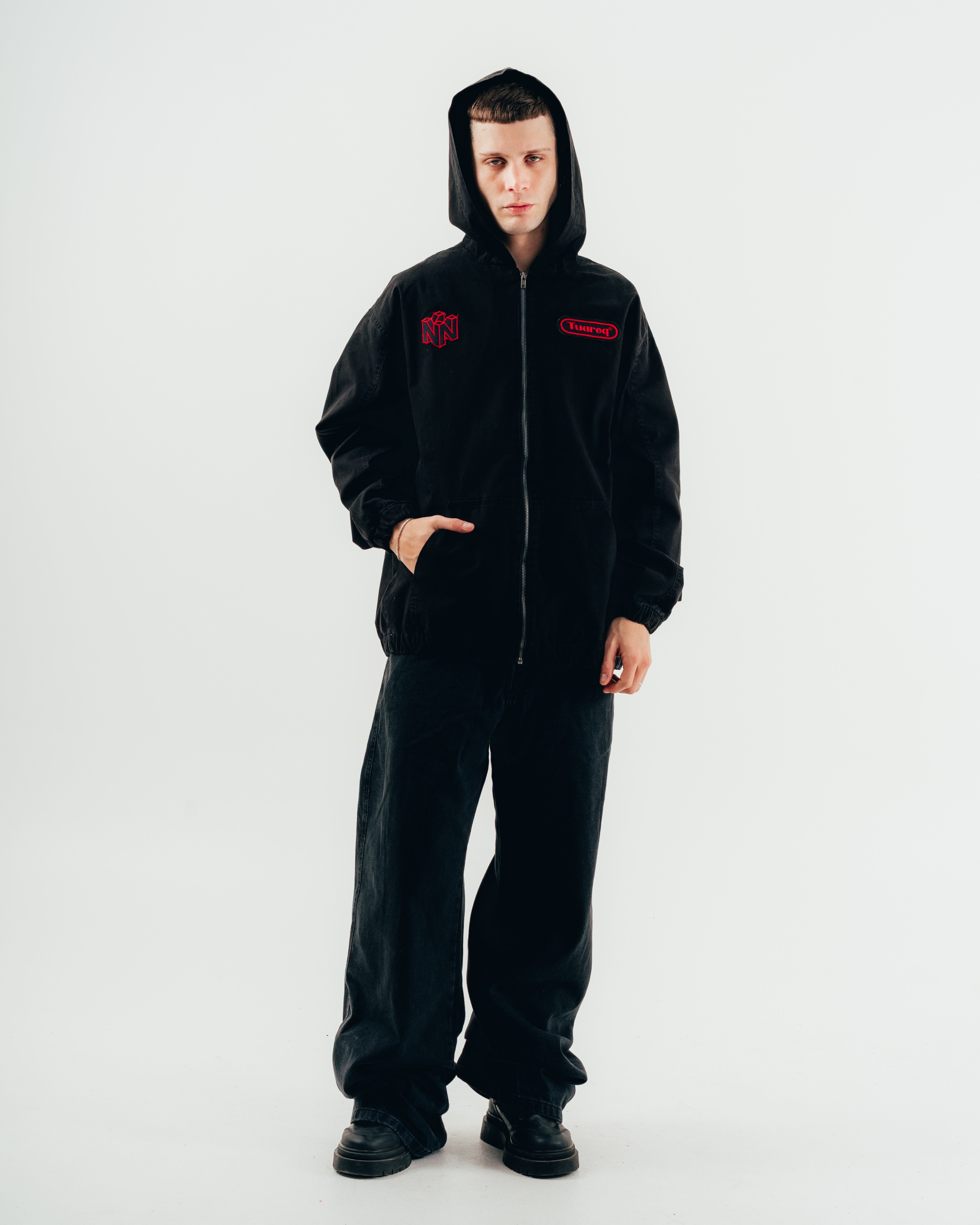 CAMPERA DEPORTIVA [ NINTENDO ] LOGO BLACK