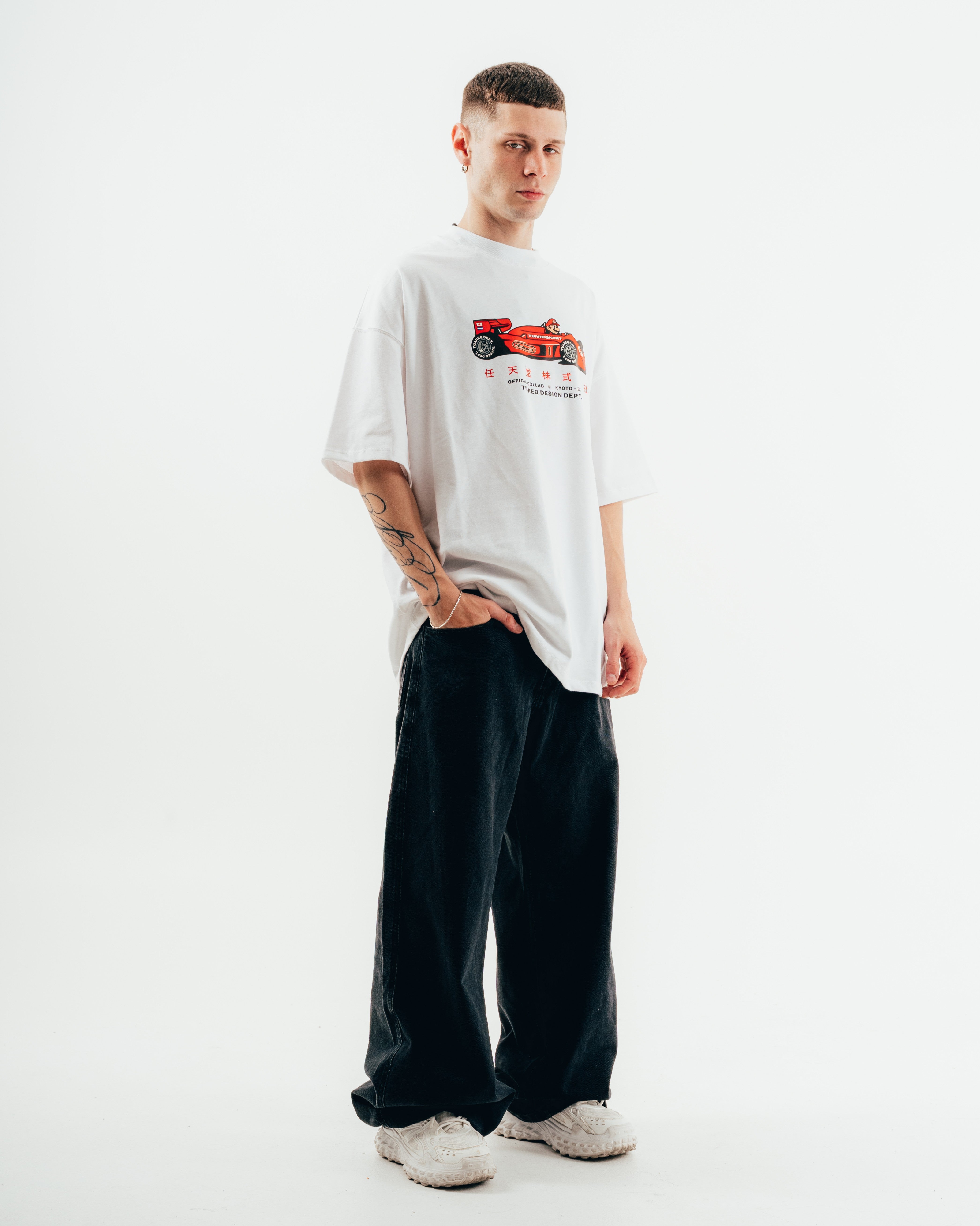 REMERA OVERSIZED [ NINTENDO ] MARIO KART WHITE